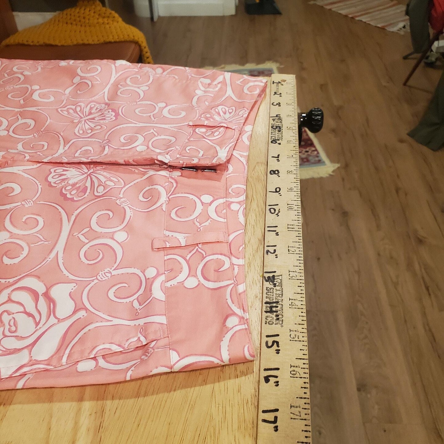 Lilly Pulitzer Pink & White Rose & Butterfly Print Ankle Pants Size 4