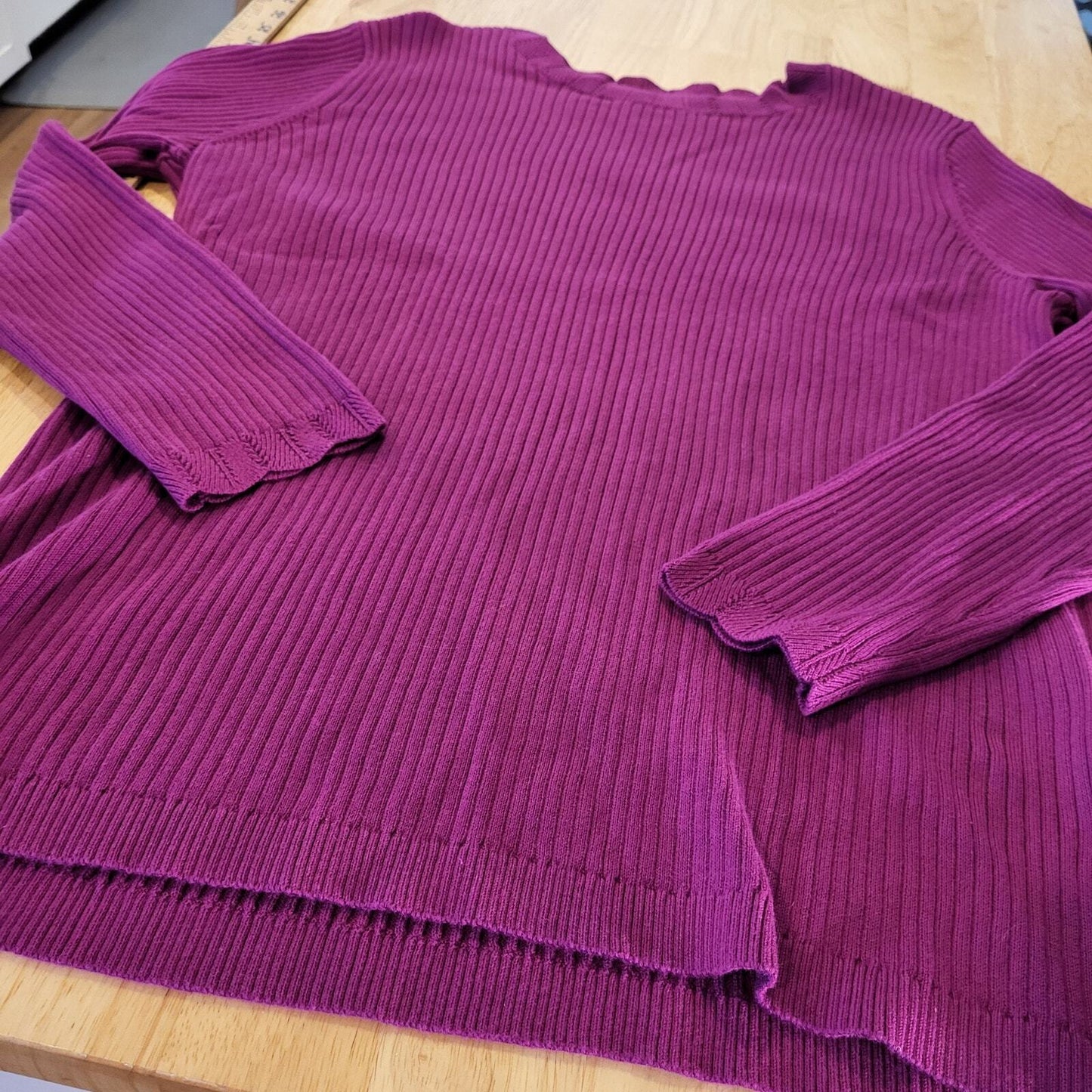 Lands End Purple Pink Scalloped Edged Knit Sweater XL 14" P2P 25" Long 