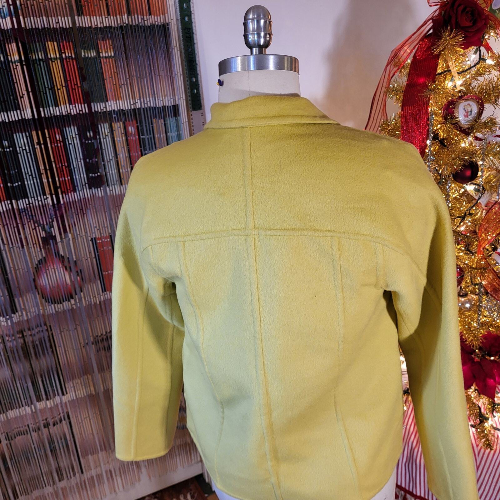 Carlisle Chartreuse Green 50% Wool 50% Angora Soft Size 4 Coat