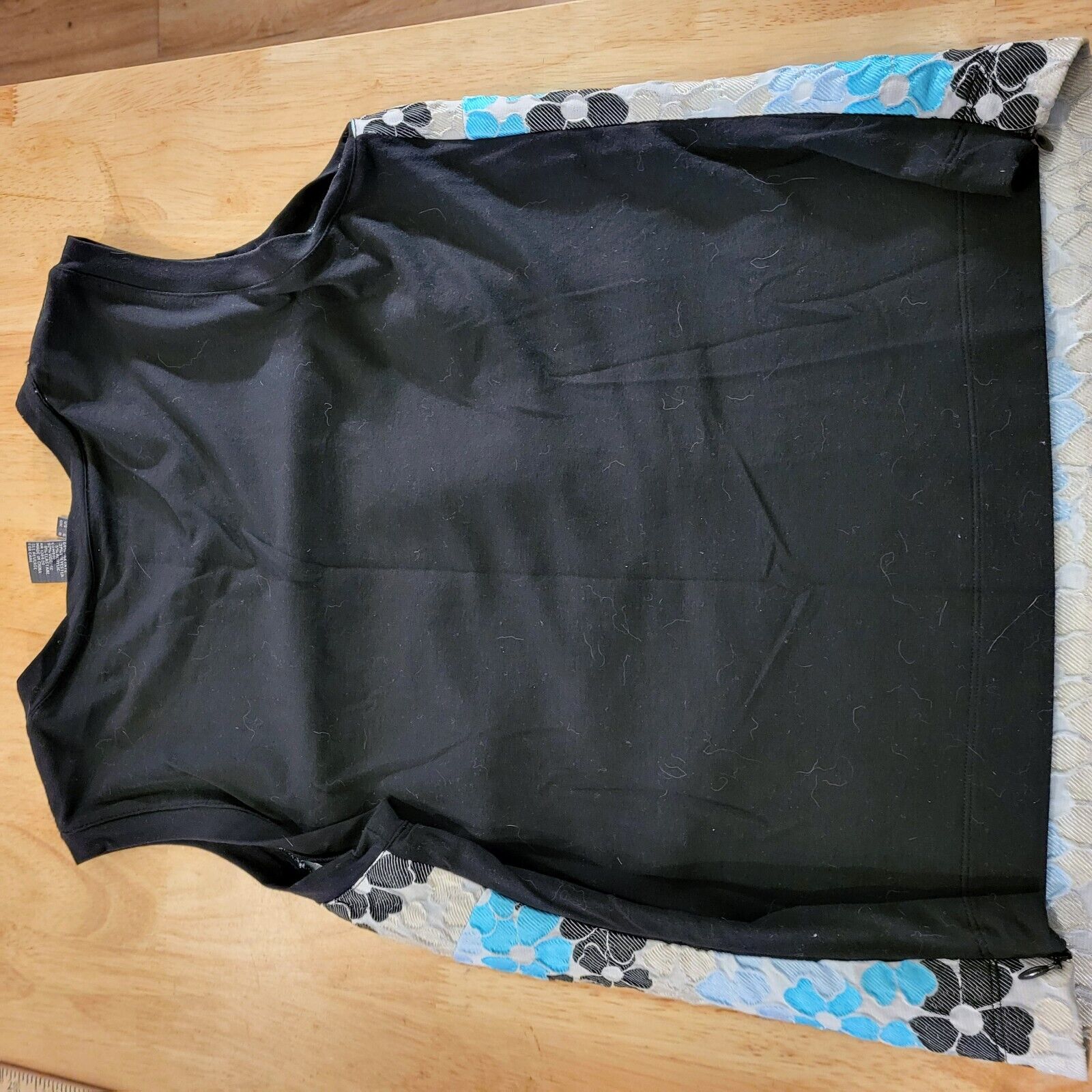 Per Se By Carlisle Blue & Black Floral Sleeveless Tank  Sz 6 Black Back 