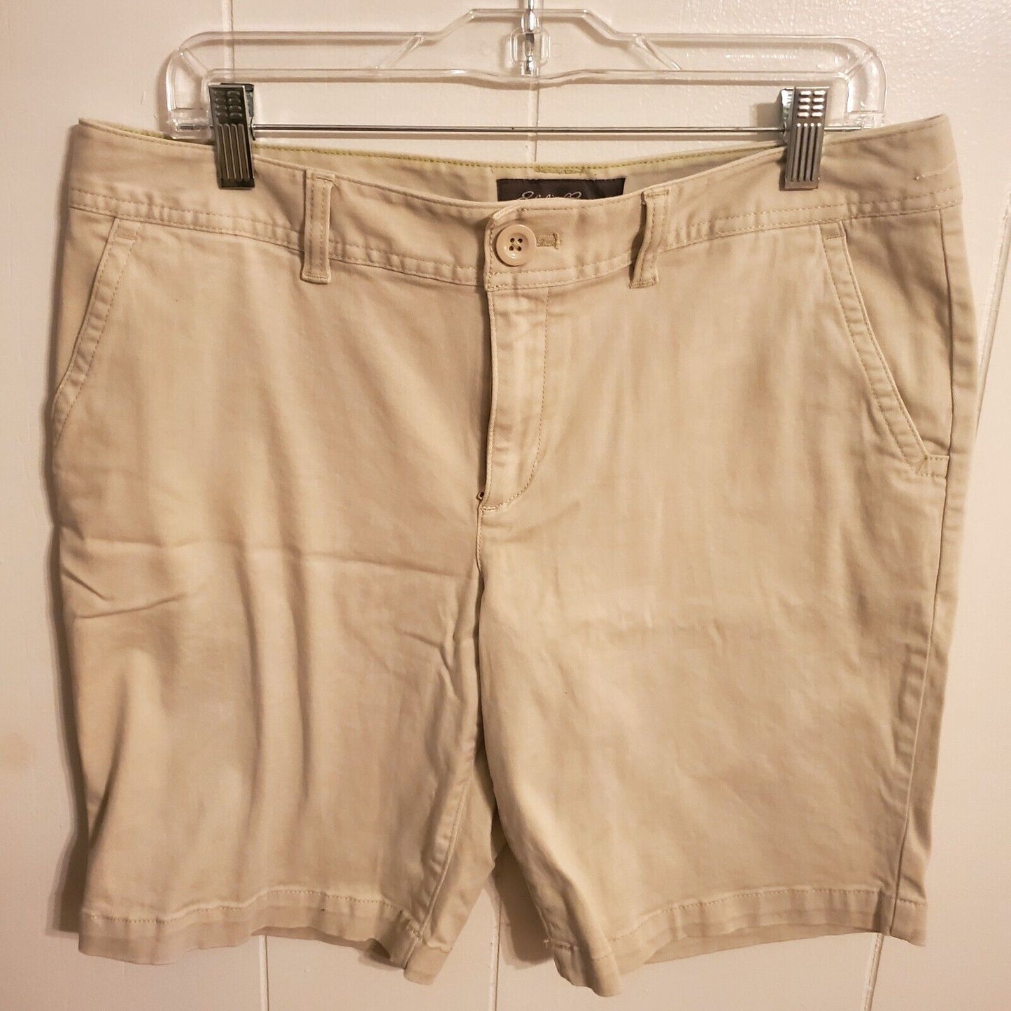Eddie Bauer Women's Size 12 - Khaki Shorts with Pockets 