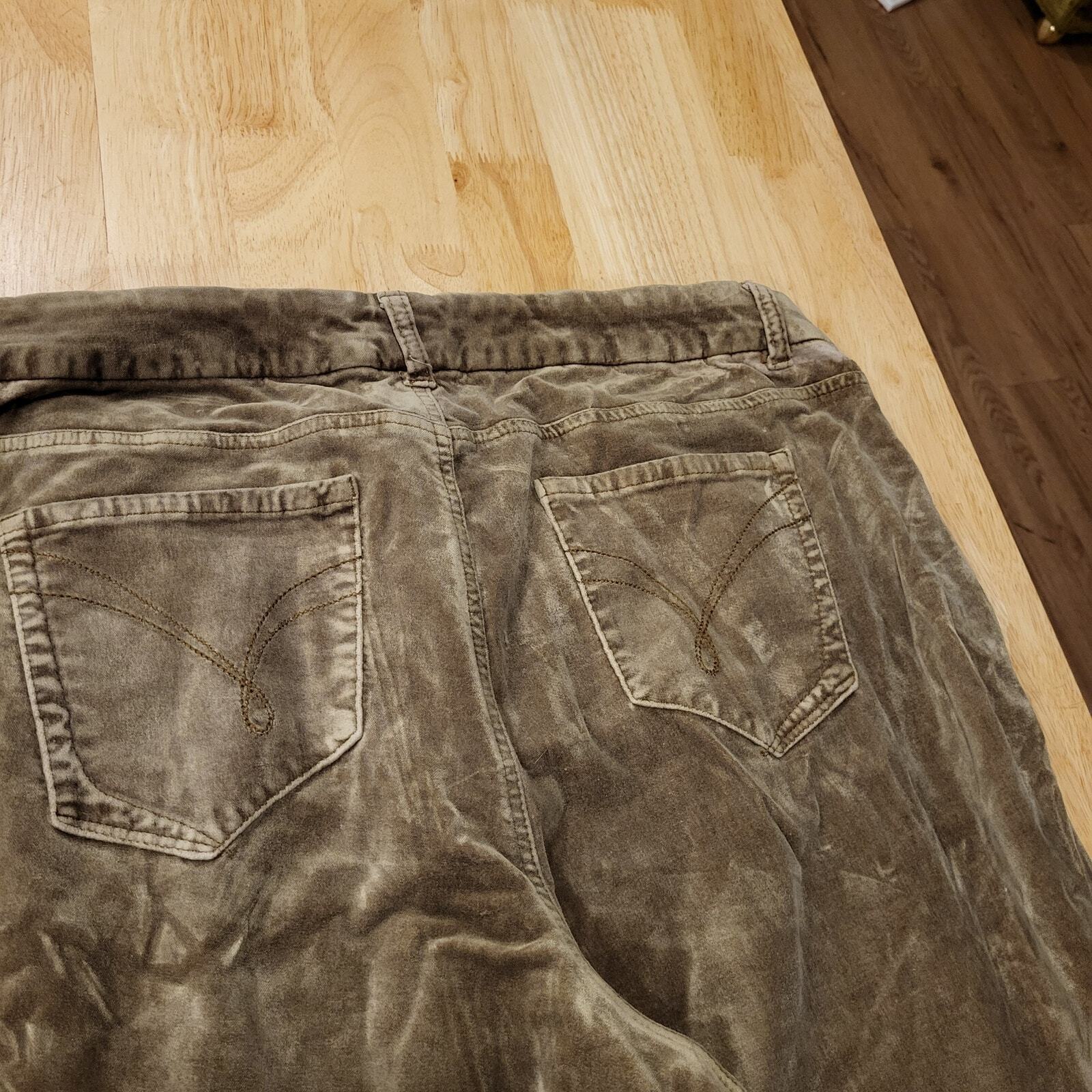 Vanezia Camel Soft Cotton Blend Velvet Straight Leg Pants SZ. 16 29" Inseam
