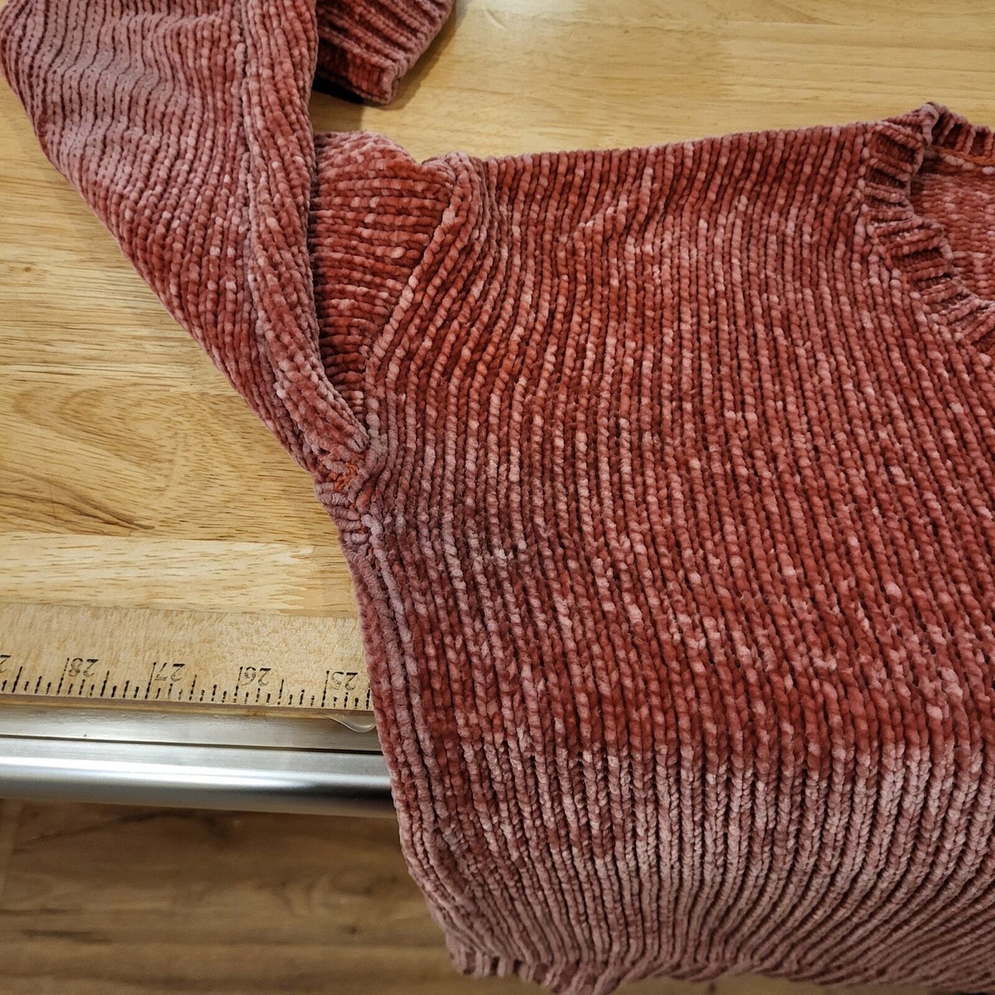 Dusty Rose Gap pink chenille sweater gently worn elbows size medium