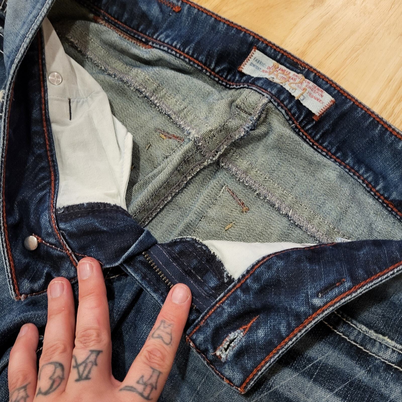 1921 Bootleg Flare Jeans Y2K 33" Inseam 12" Rise Stitch Pocket Detail