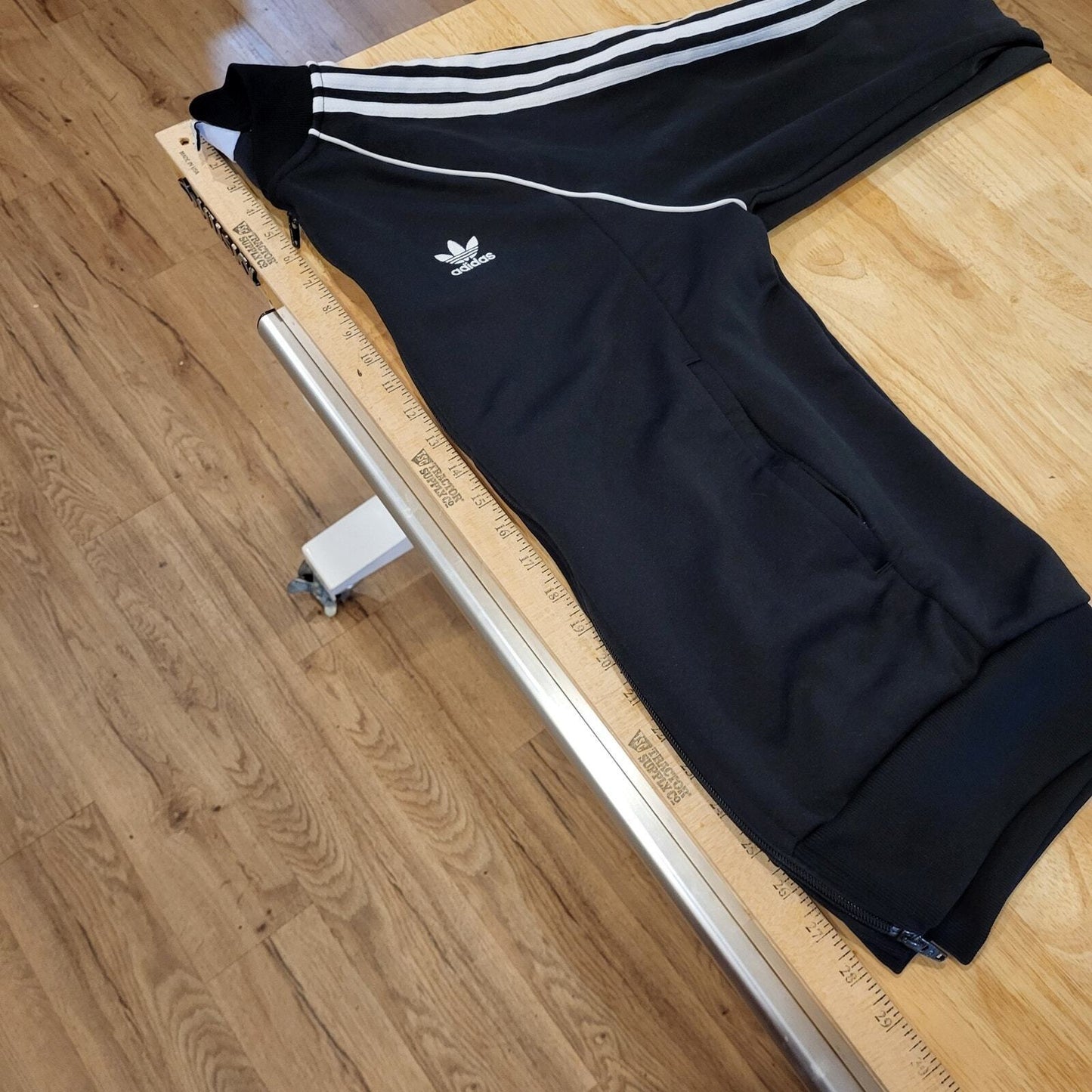 Large Adidas Originals Black Track Jacket long sleeve pockets zip