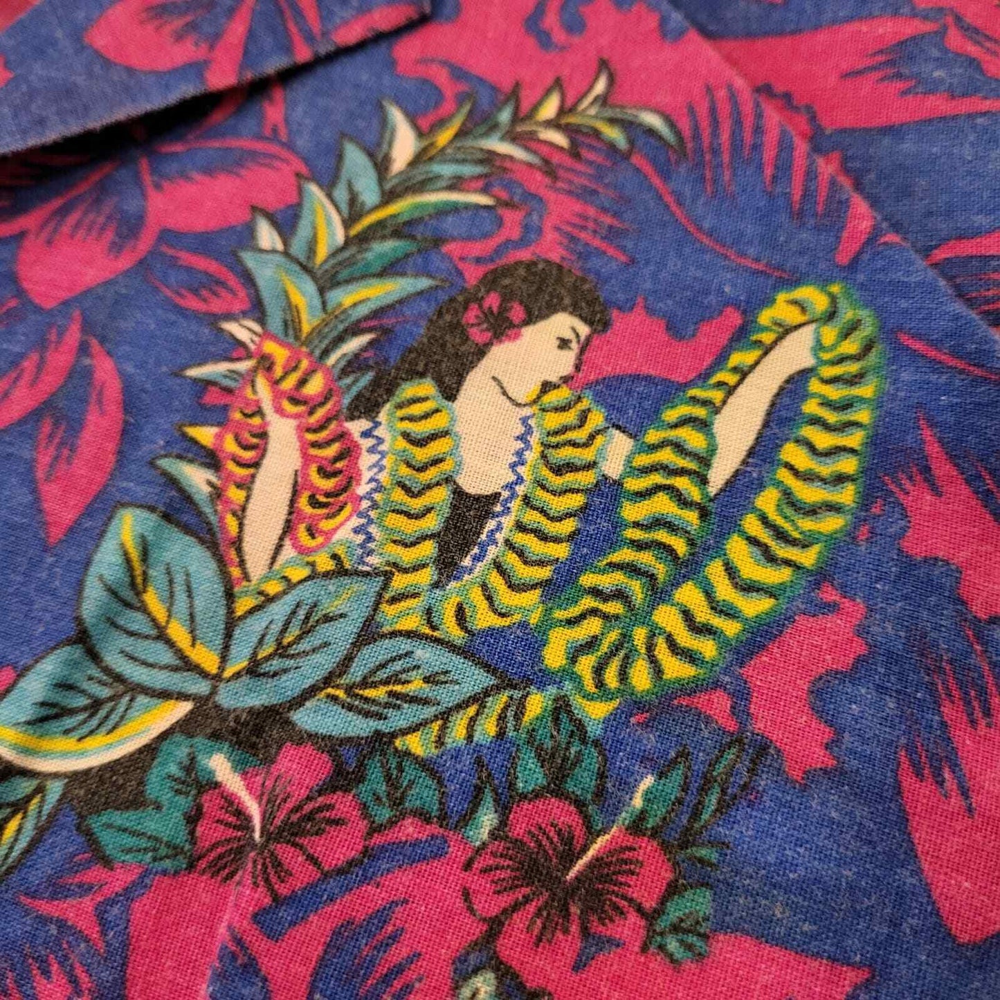 Vintage US Blue Pink 100% Cotton Hawaiian Short Sleeve Button Down 19" Pit 2 Pit