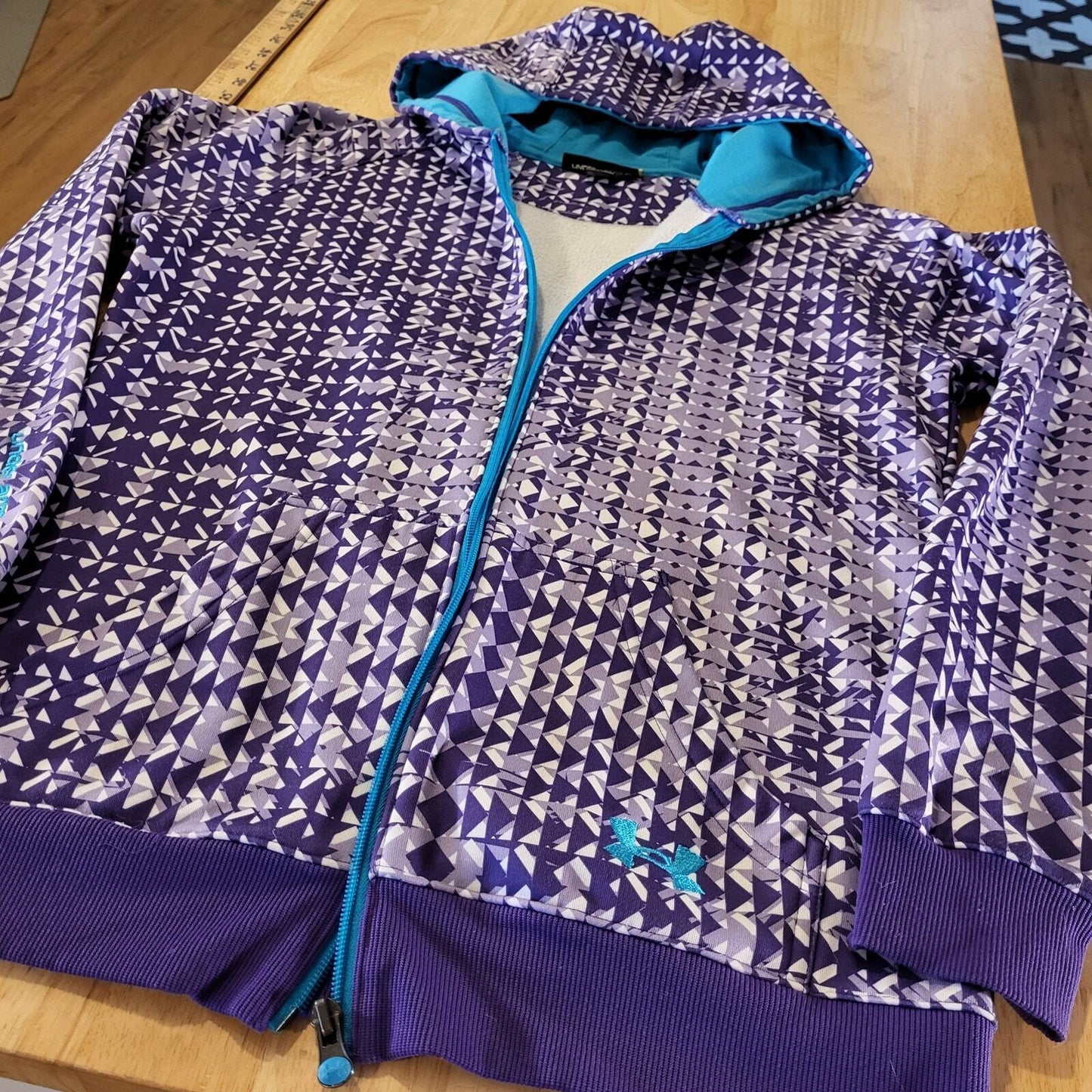 Under Armour Semi-fitted Purple Geometric Print Full Zip Hoodie Small 