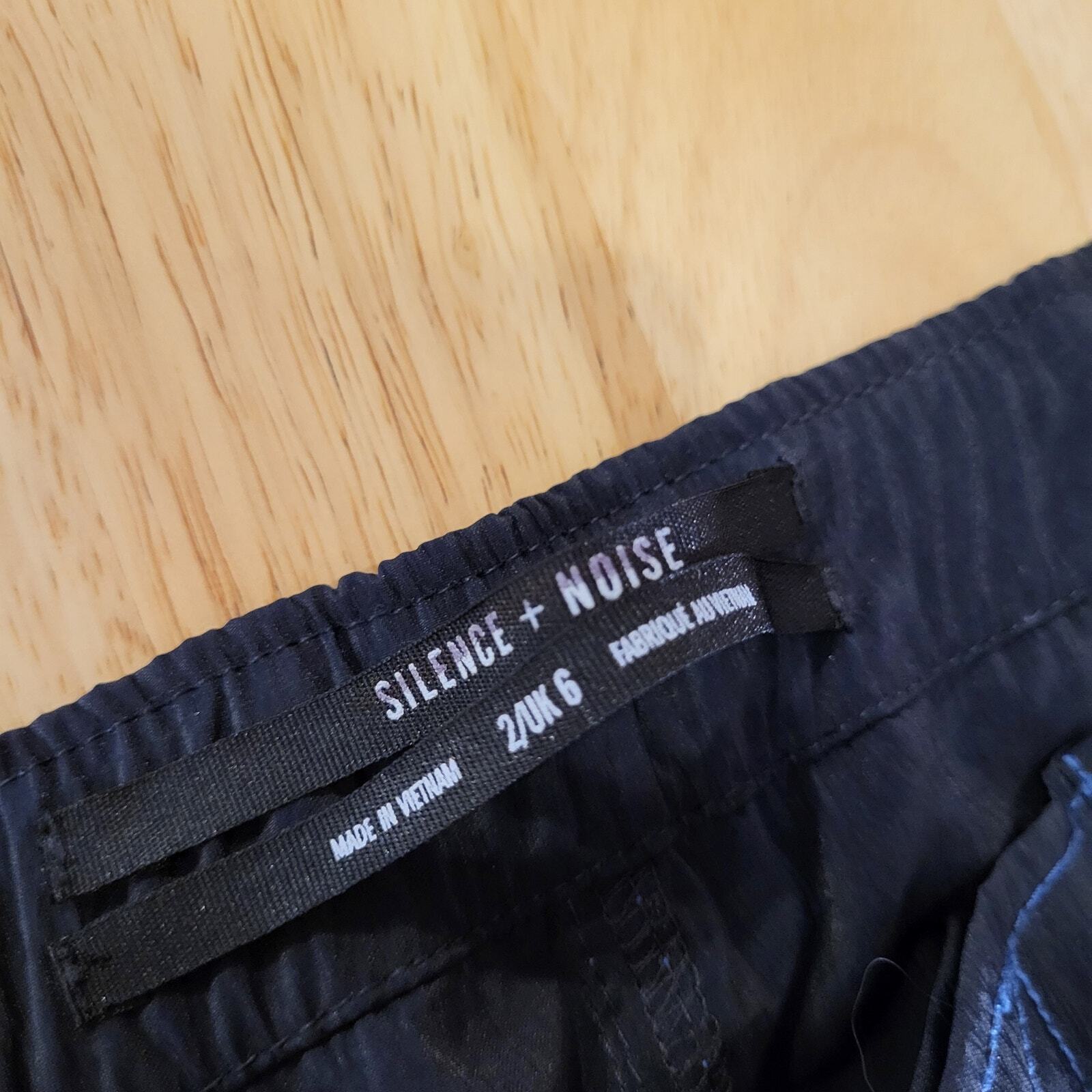 Silence+ Noise Size 2 Blue Nylon Y2K Pants 30" Inseam 26" Waist Flare 
