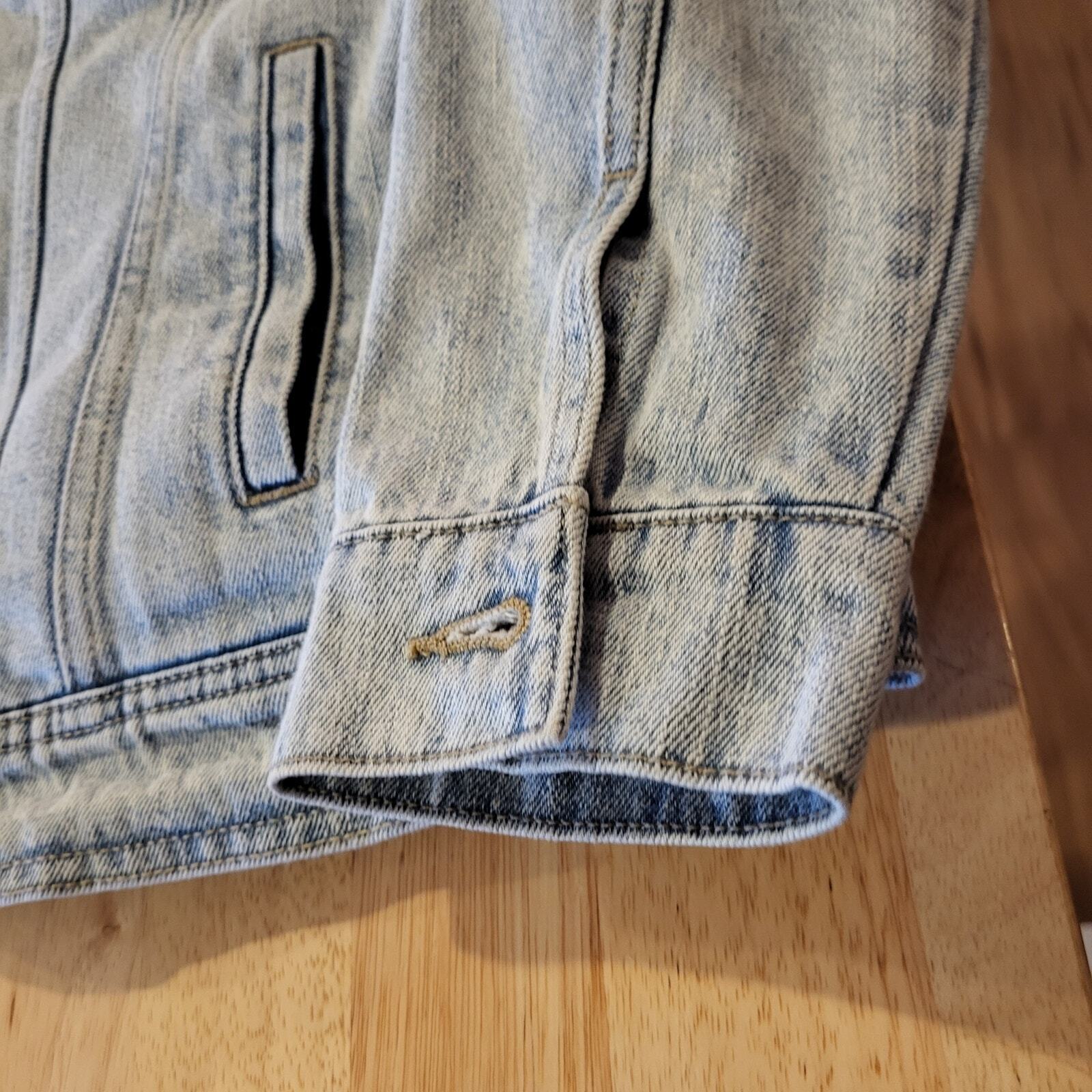 Old Navy Shearling Lined Denim Jean Jacket Size Large 