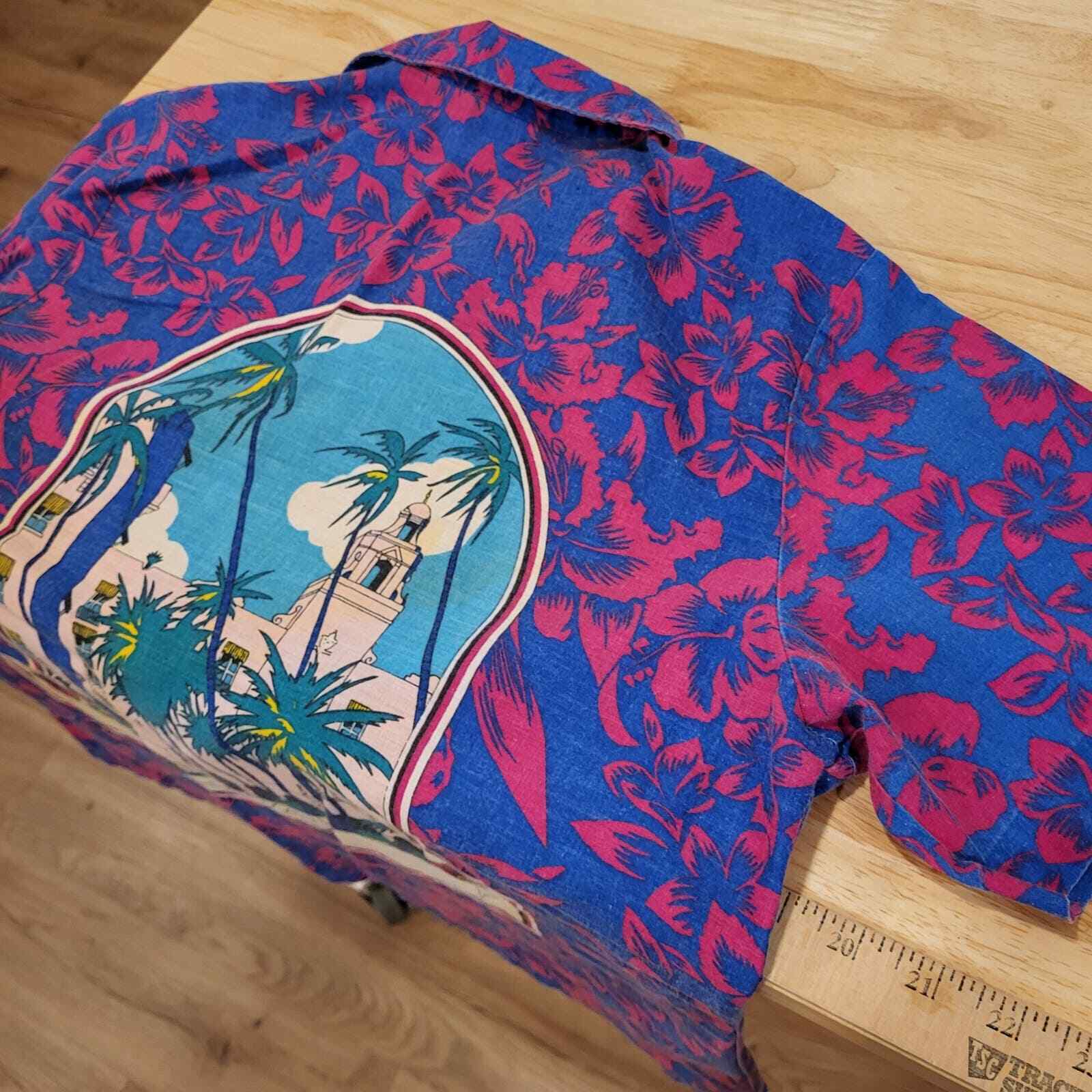Vintage US Blue Pink 100% Cotton Hawaiian Short Sleeve Button Down 19" Pit 2 Pit