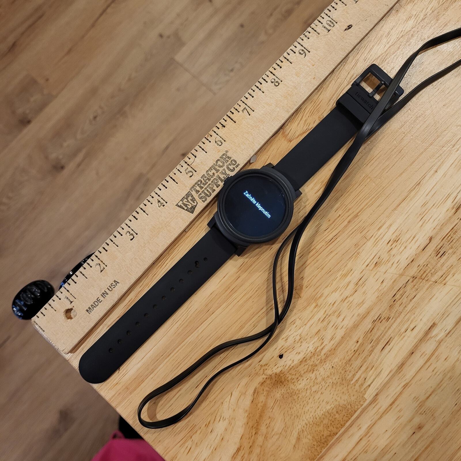 Mobvoi TicWatch E Smartwatch Black wearOS 2017
