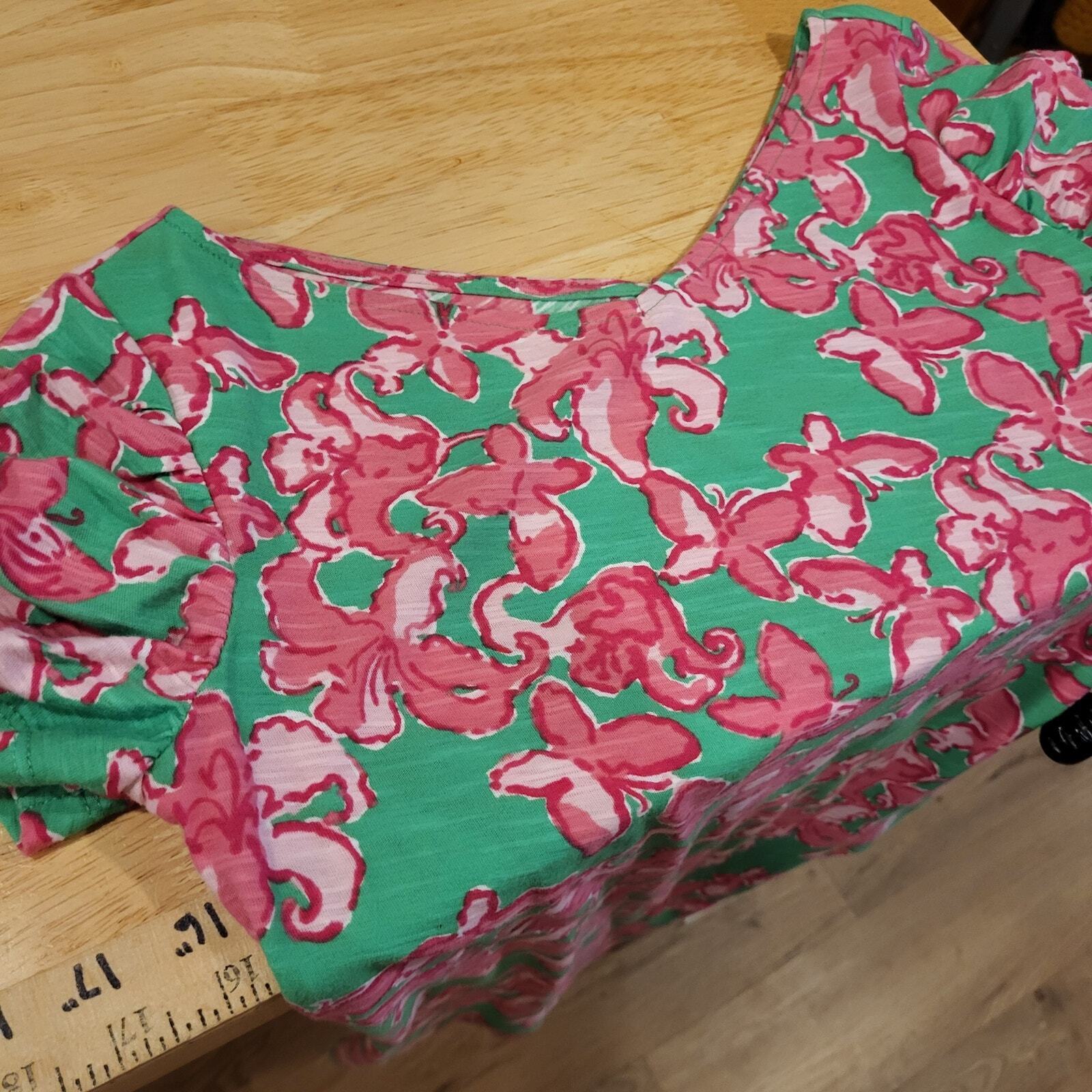 Lilly Pulitzer Floral Print Green & Pink 100% Cotton T-Shirt Small 100% Cotton