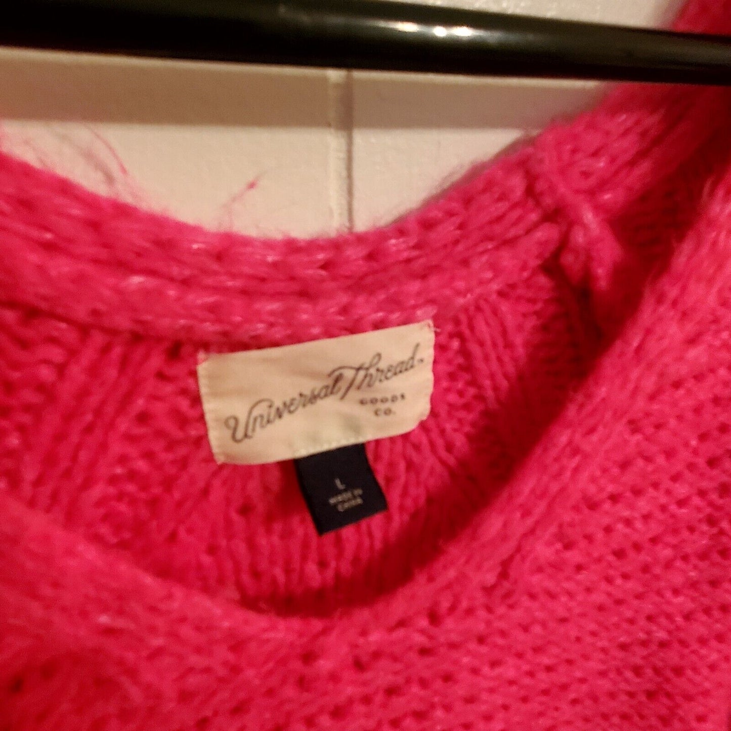 Fuscia Pink Universal Thread Acrylic Nylon Blend V Neck Sweater Large