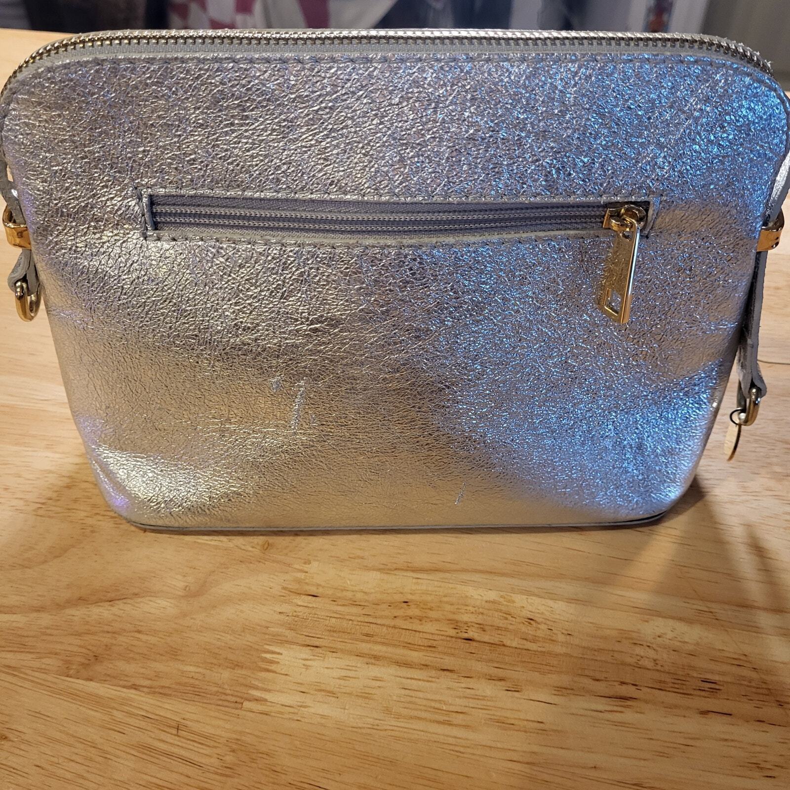 Genuine Leather Silver  Metallic Top Handle Zip Bag  9"x7" Gold Tone Hardware 