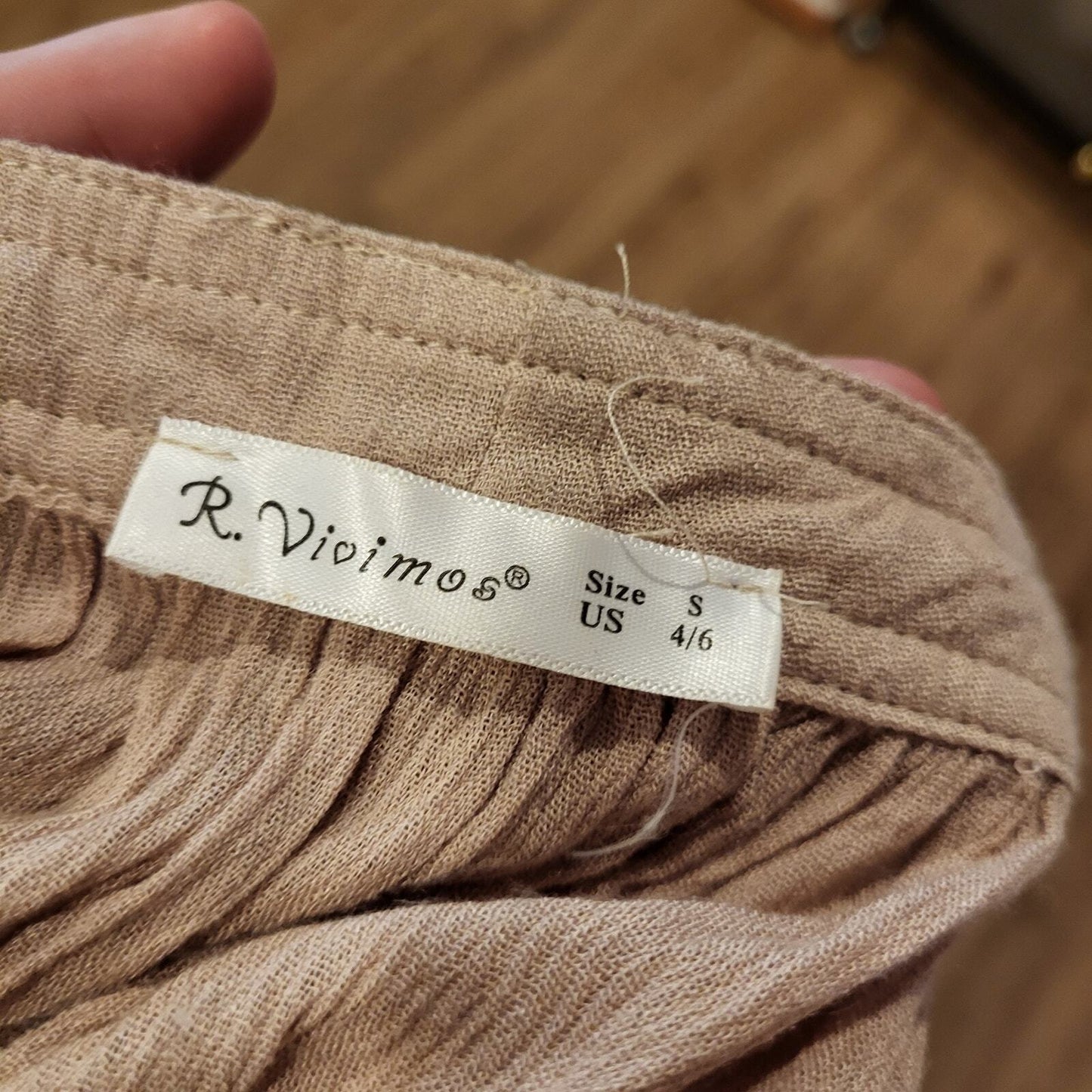 R. Vivimos Prairie Elastic Open Back Beige Maxi Dress Small 4/6 Adjustable Waist