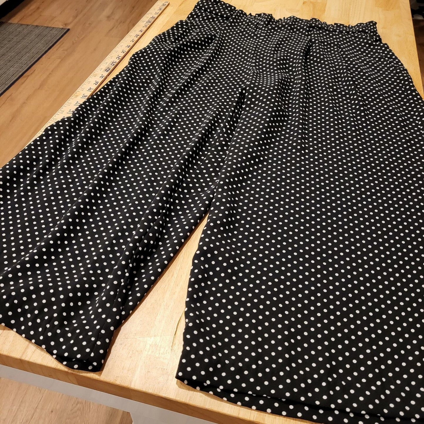 Adriene Vittadini Black & White Polkadot Elastic Waist Wide Leg Palazzo pants