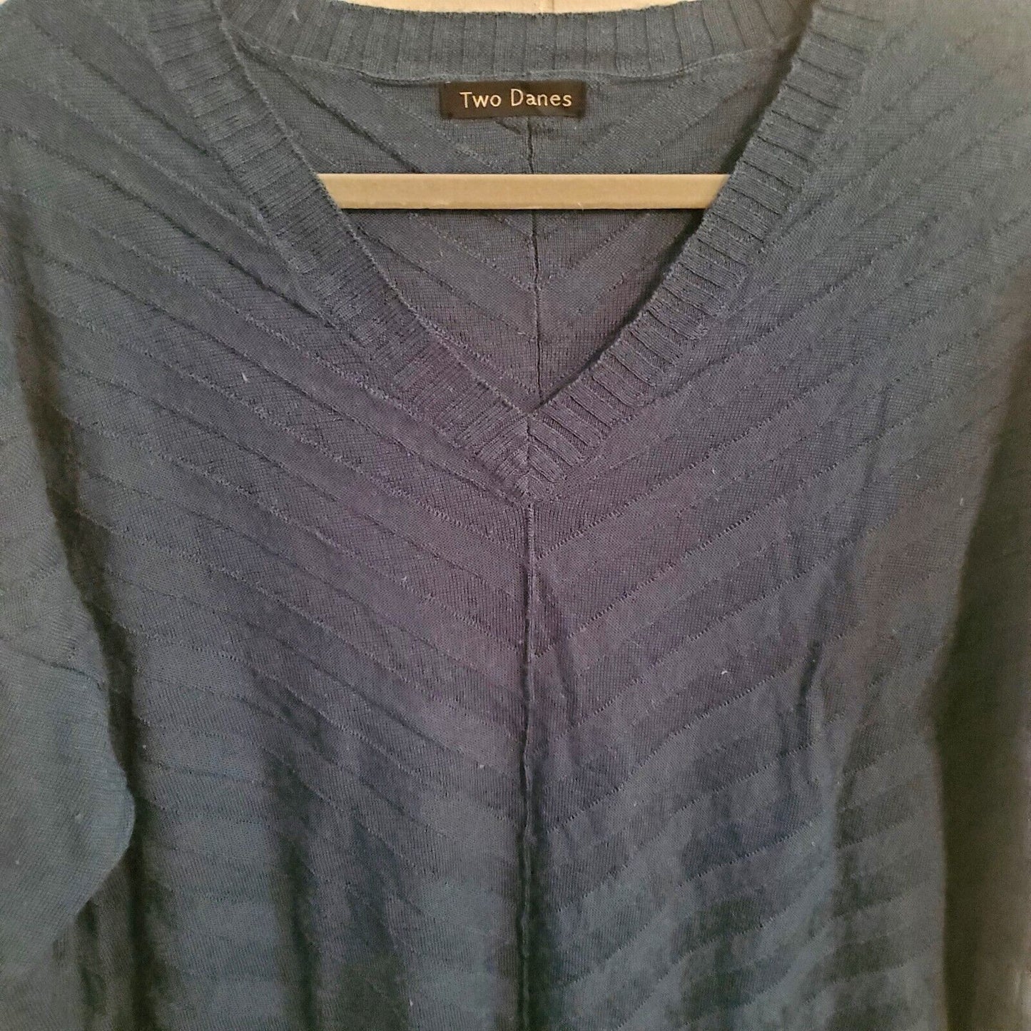 Two Danes Sweater Blue Striped Chevron Long Sleeve V Neck Pullover Size