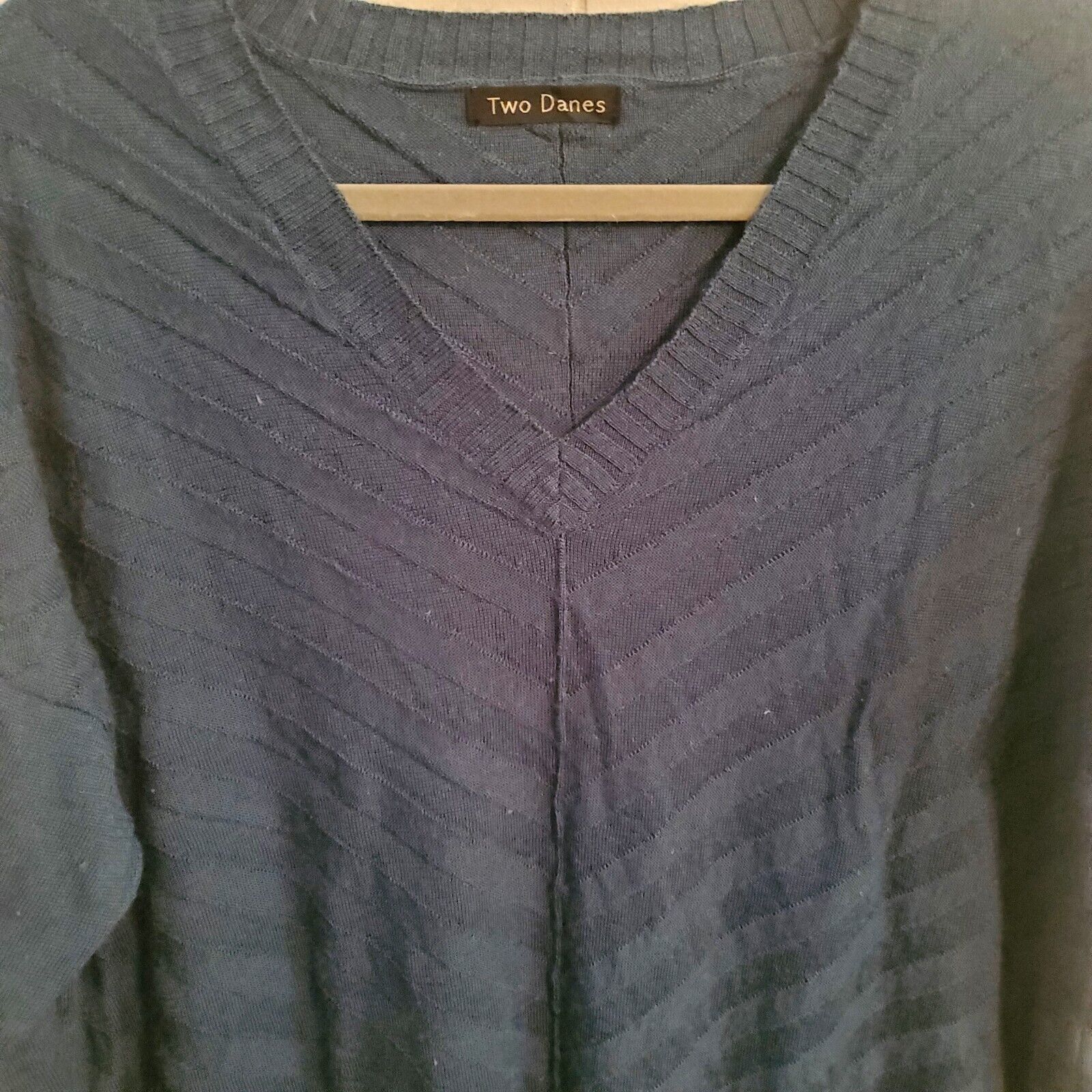 Two Danes Sweater Blue Striped Chevron Long Sleeve V Neck Pullover Size