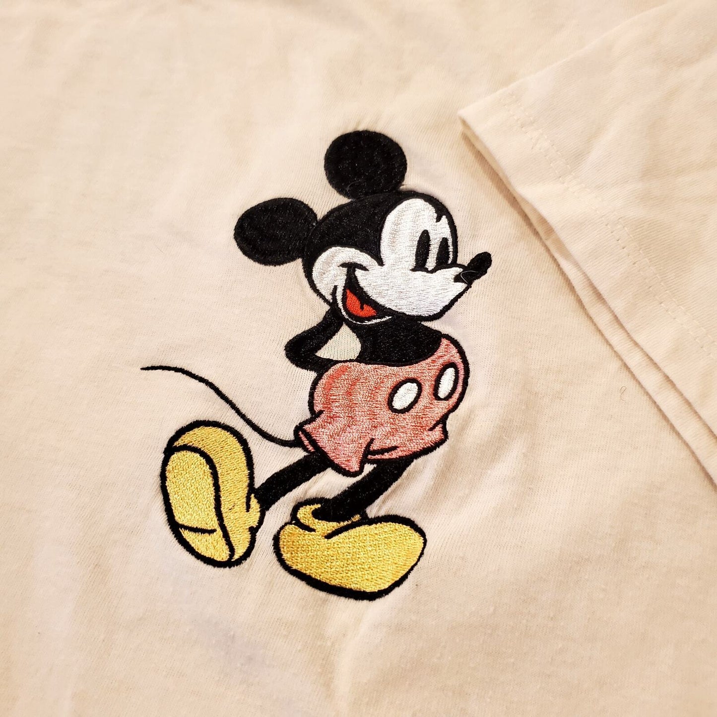 Disney Mickey Mouse Tee Cotton Blend L Keep Growing Keep Going