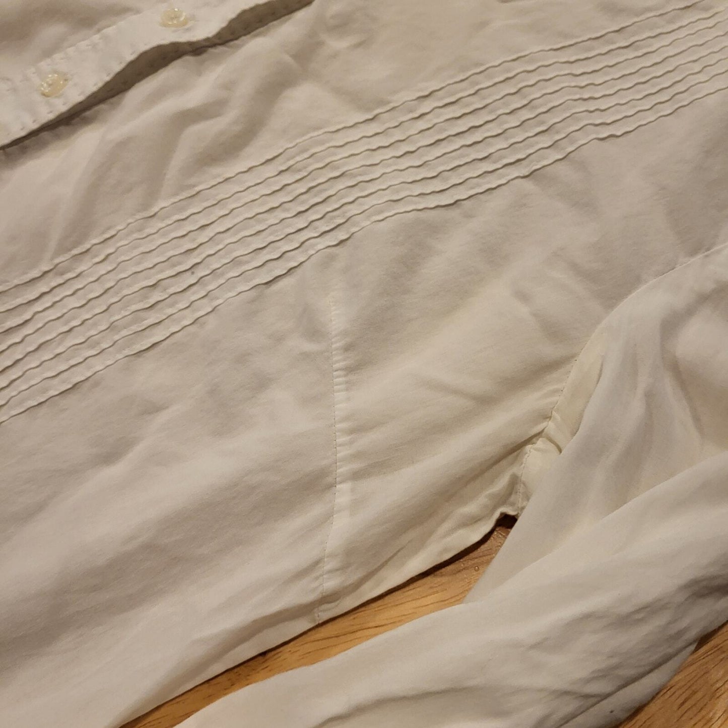 Tahari White Cotton Blouse Pleated Lattice Hem Button Detail 19" P2P