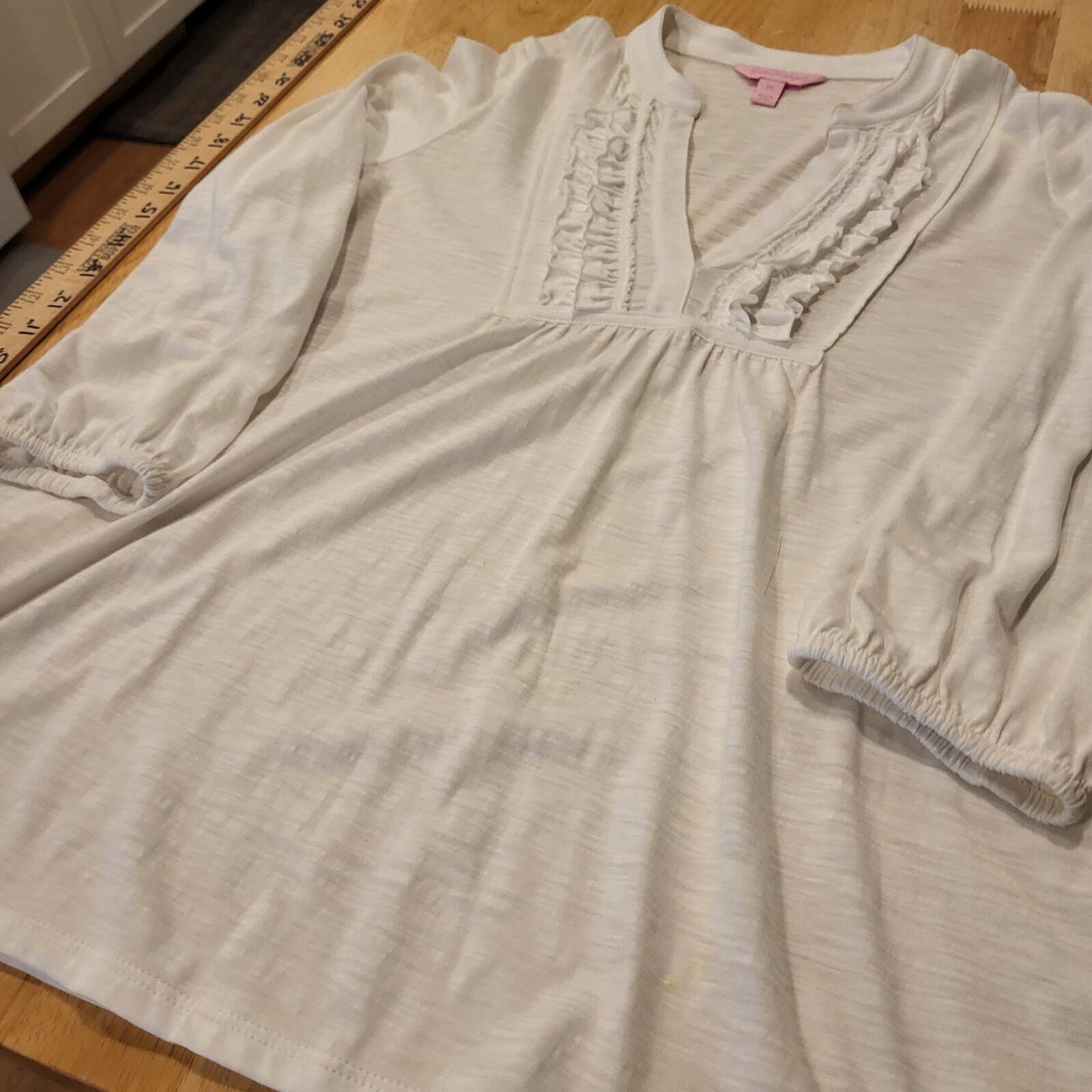 Lilly Pulitzer 3/4 Sleeve Ruffle Collar White Jersey Top XS 19" P2P