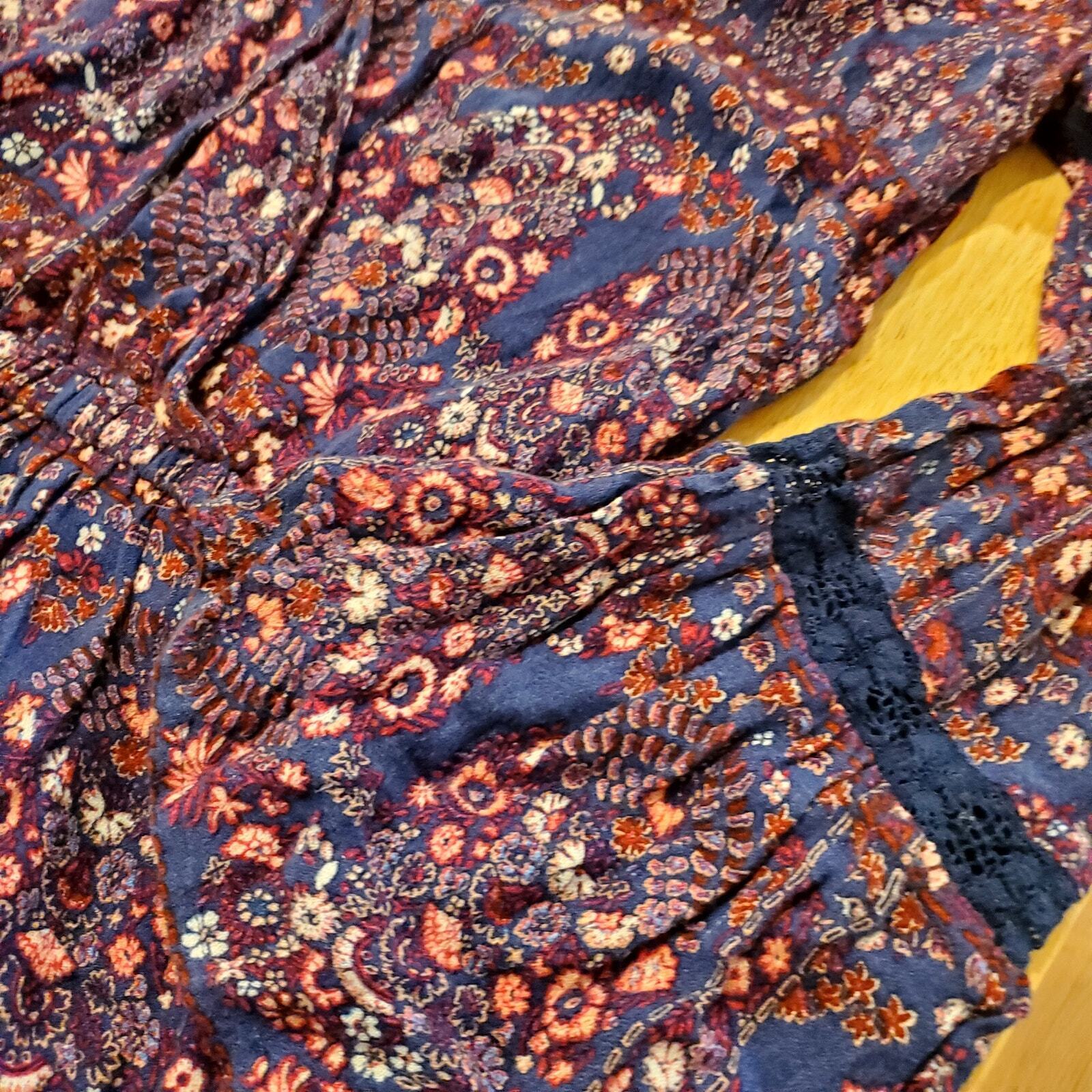 American Eagle Outfitters Purple Floral Long Bell Sleeve Romper Short Small 