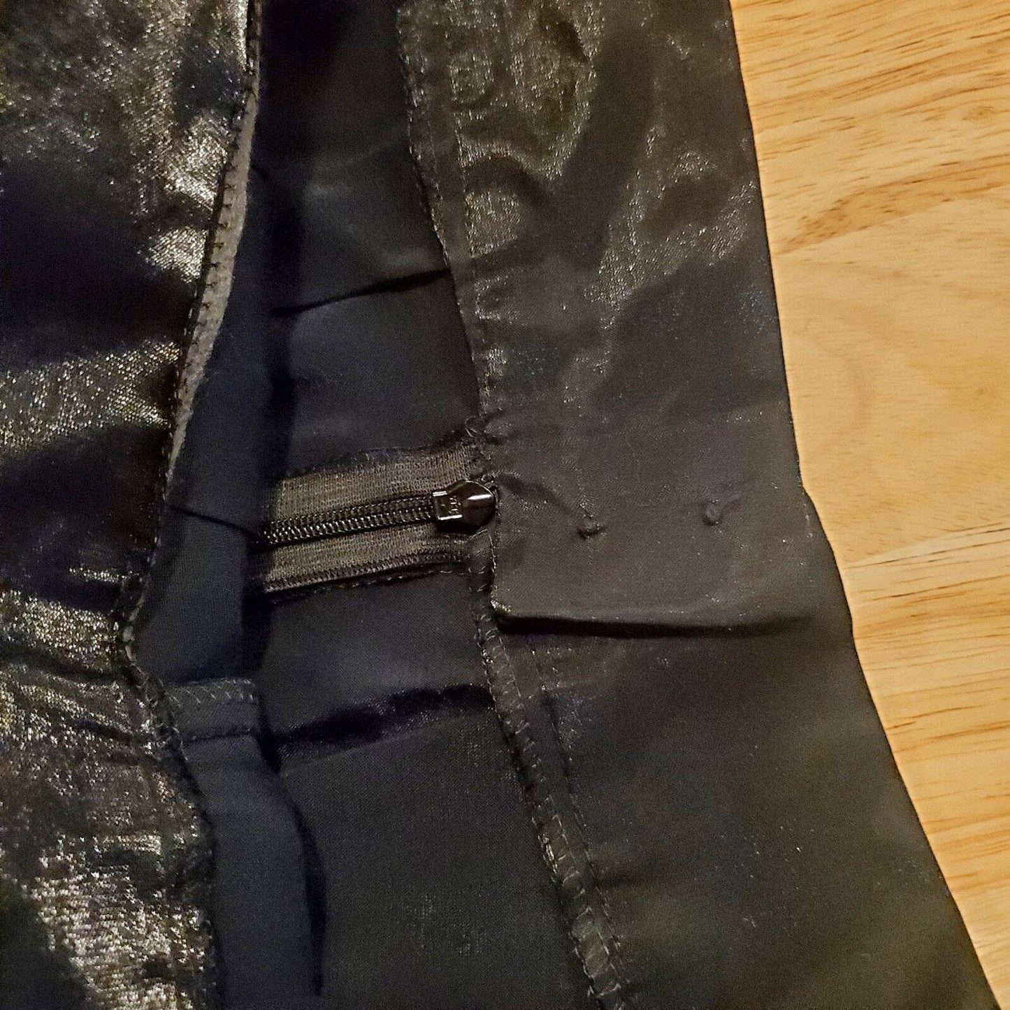 Vintage Studio Jax 10 Liquid Look Flowy Black Rayon shimmer Formal 30" Waist