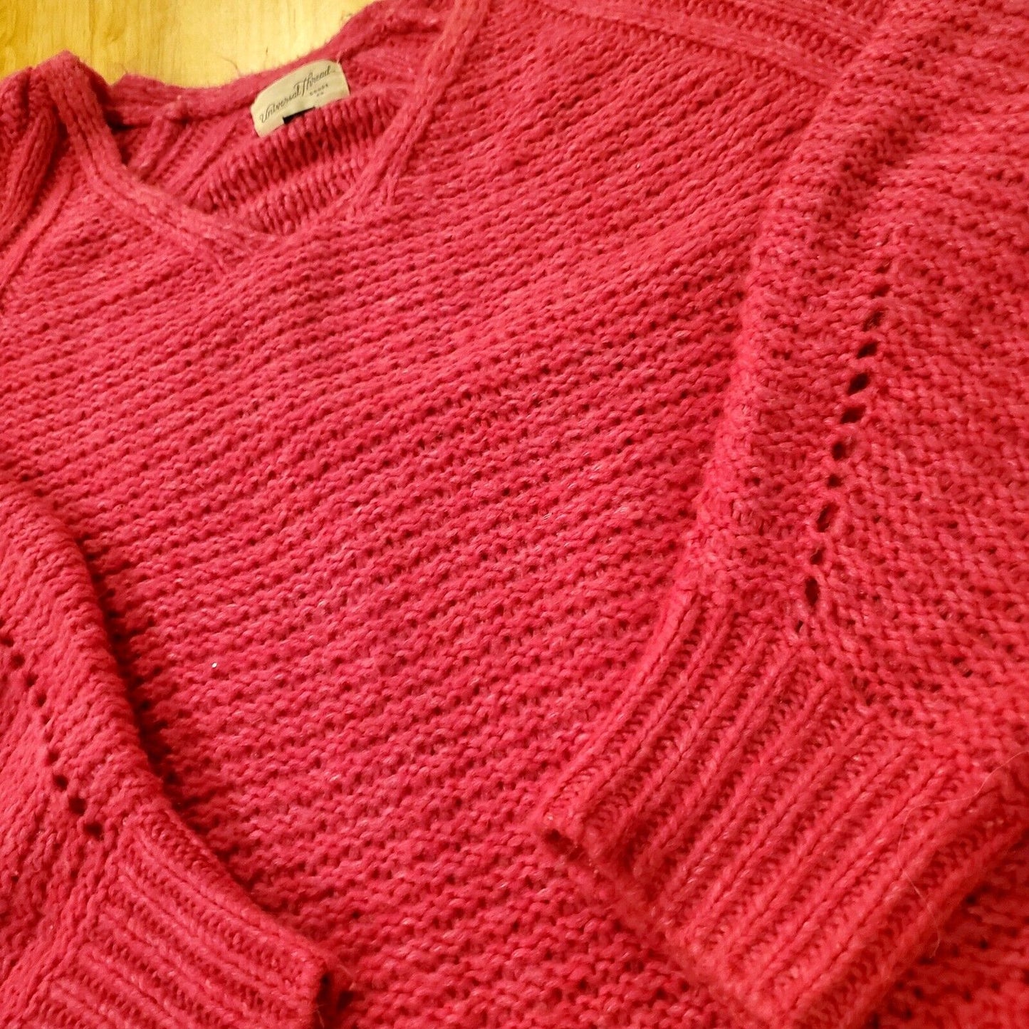 Fuscia Pink Universal Thread Acrylic Nylon Blend V Neck Sweater Large