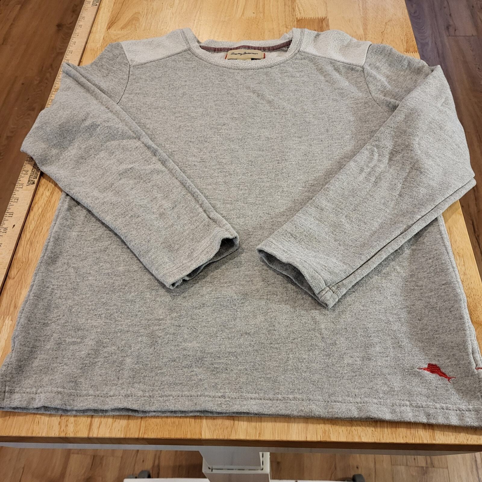 Tommy Bahama Gray Patch Shoulder Pullover Sweatshirt Medium Long Sleeve