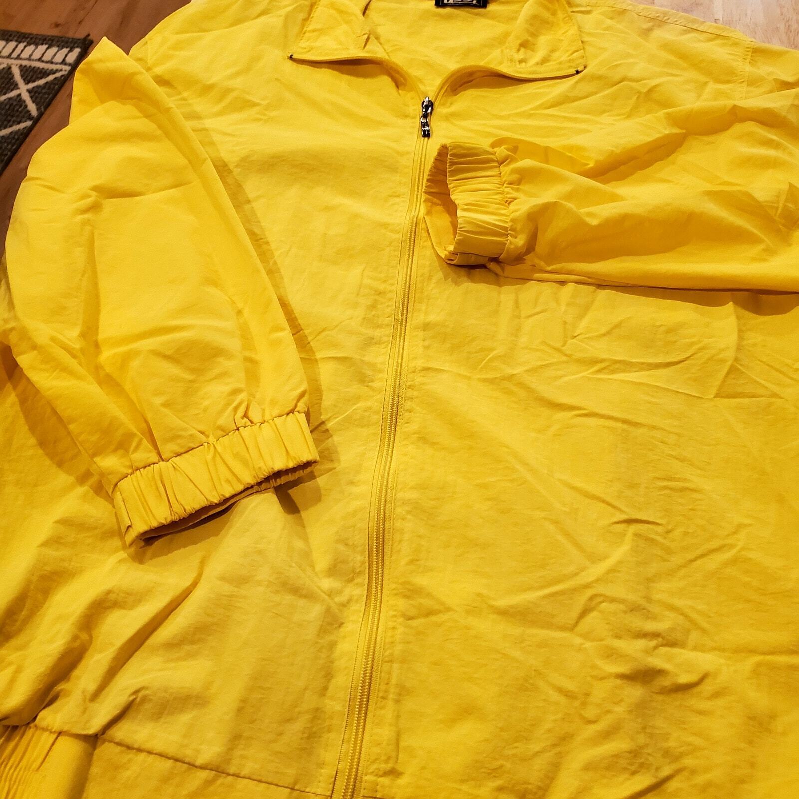Uzzi Amphibious Yellow Vintage Wind Breaker 27" P2P 30" Long Full Zip Elastic
