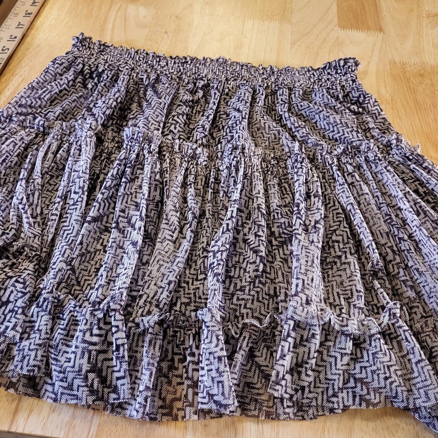 Misa Los Angeles Printed Mesh Layered Mini Skirt Elastic Ruffle Small