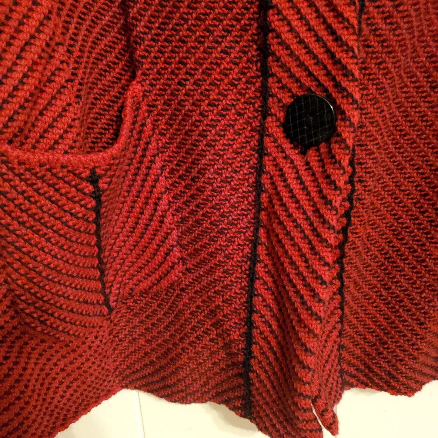 100%Cotton Habitat Clothes To Live In Button Front Chevron knit vest red black