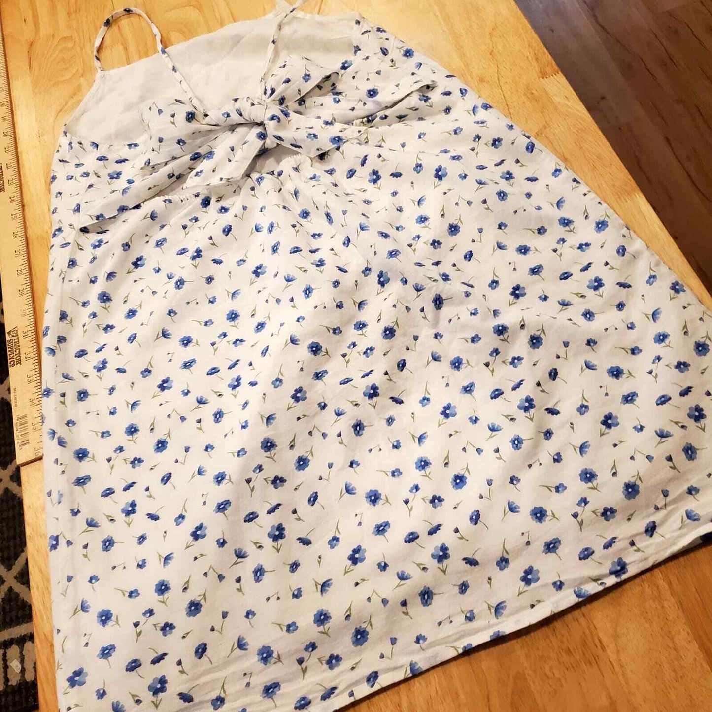 Cornflower White American Eagle Tie Back Dress Spaghetti Straps Knee Length 
