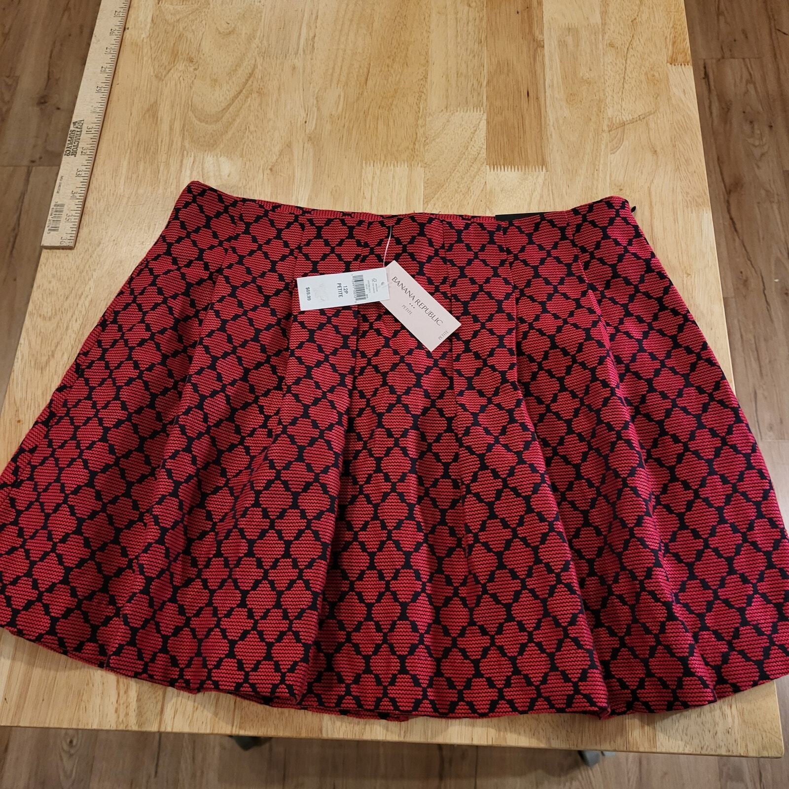 NWT Banana Republic Factory Skater Skirt Pink Fuscia Mini Pleated 12p