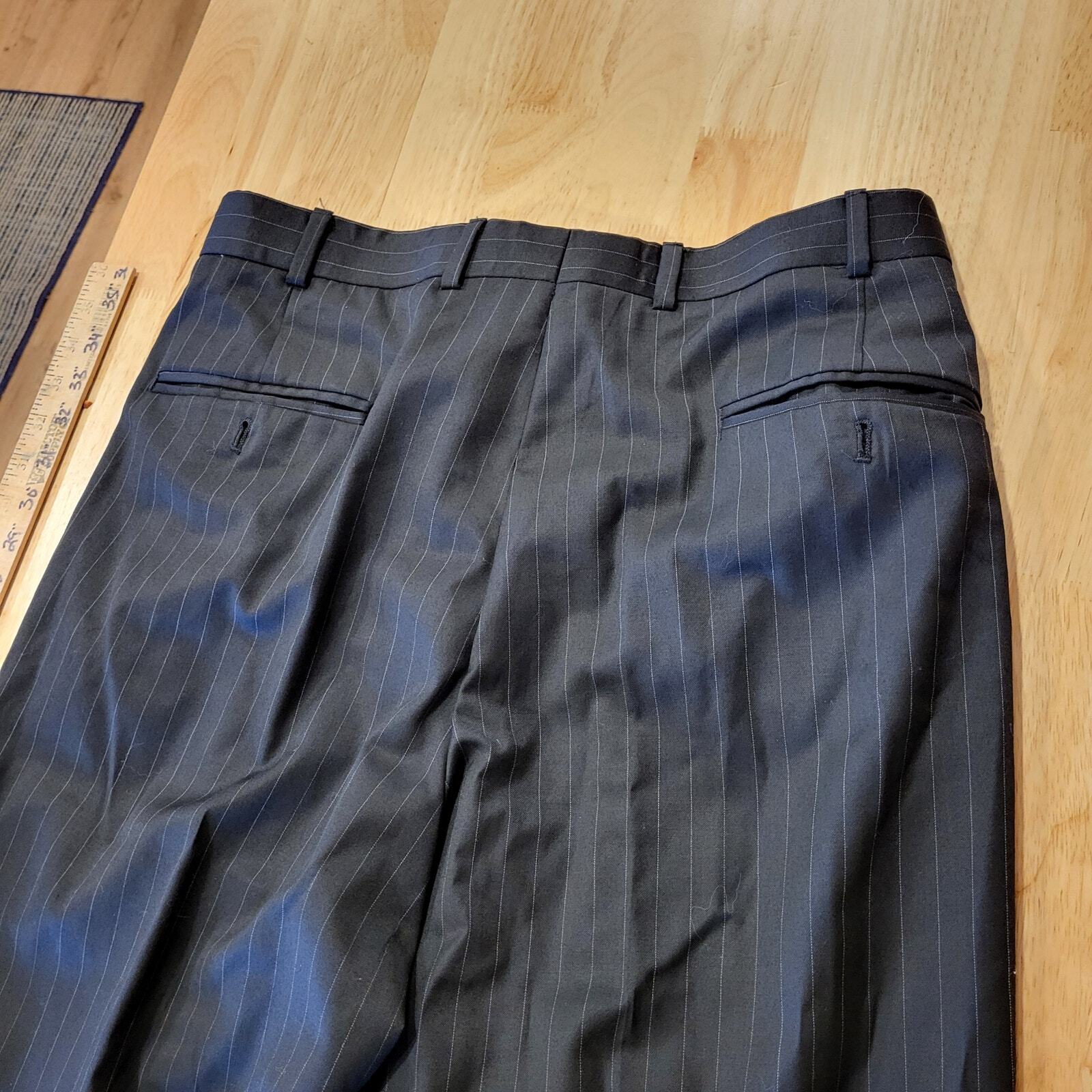 Andrew Fezza Fusion Men's Suit Coat & Pants 34" Waist 20" P2P Pinstripe pleated