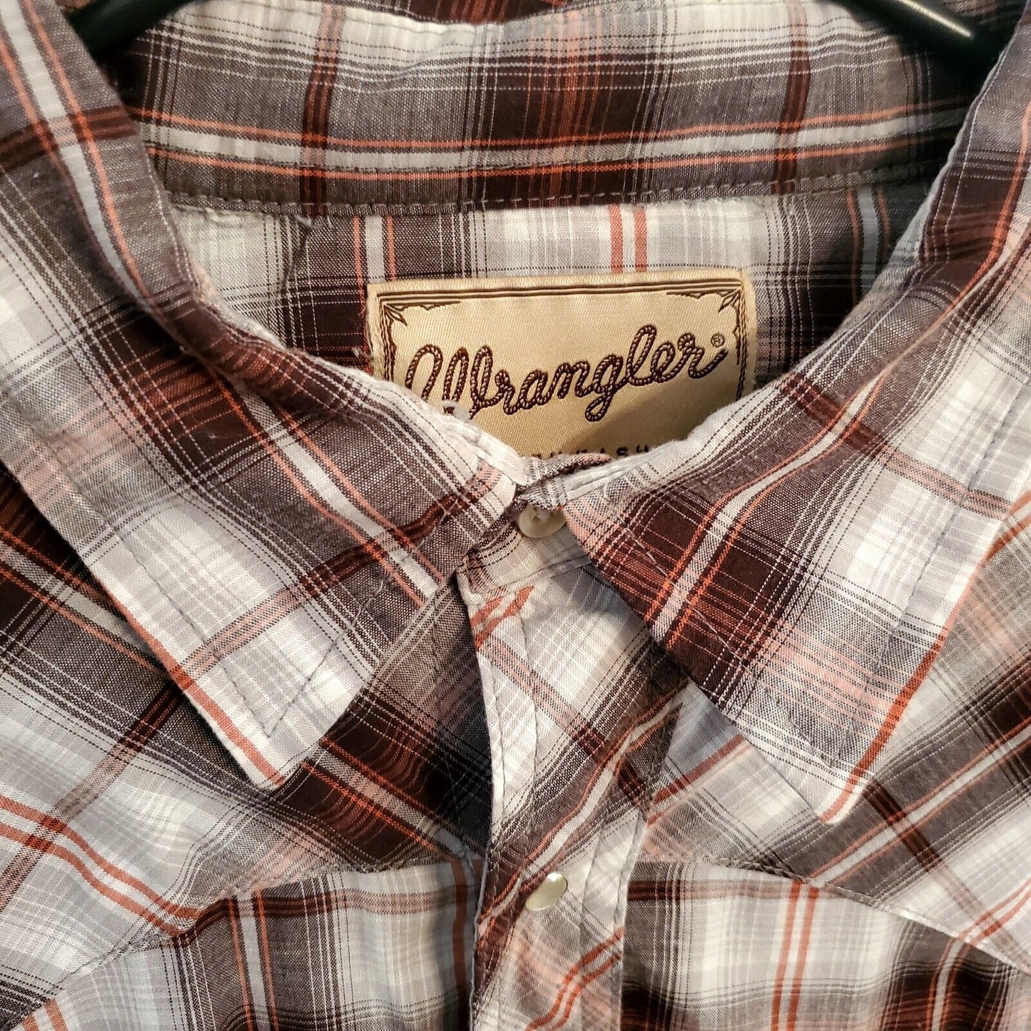 Vintage Wrangler Pearl Snap Medium Long Sleeve Button Down Brown Plaid  26" P2P