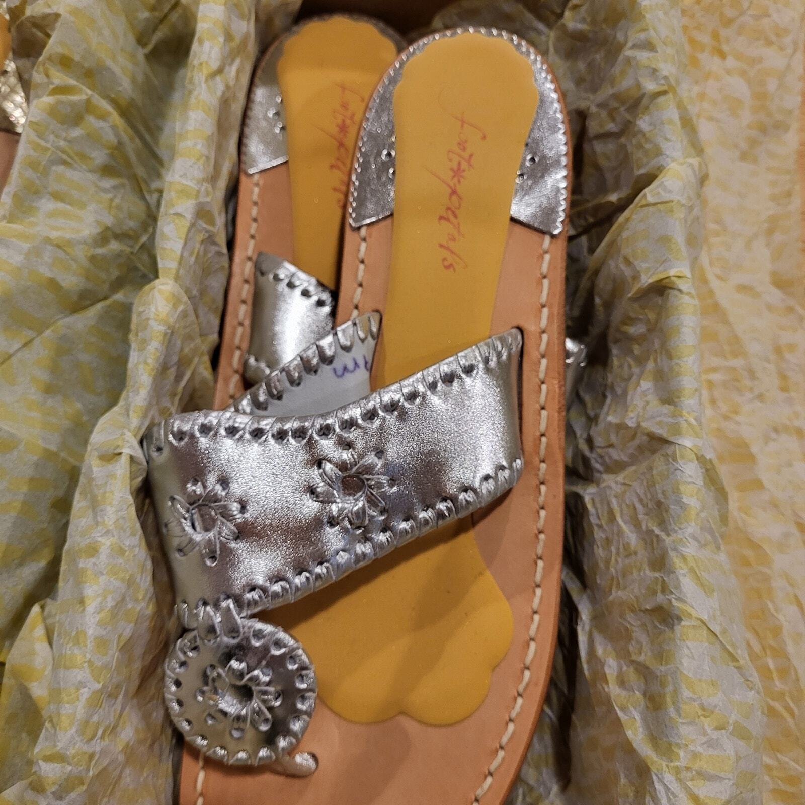 Lot of 3 Pairs of Ladies Foot Petals Sandals Metallic Disc Design 9M  Lite Ware