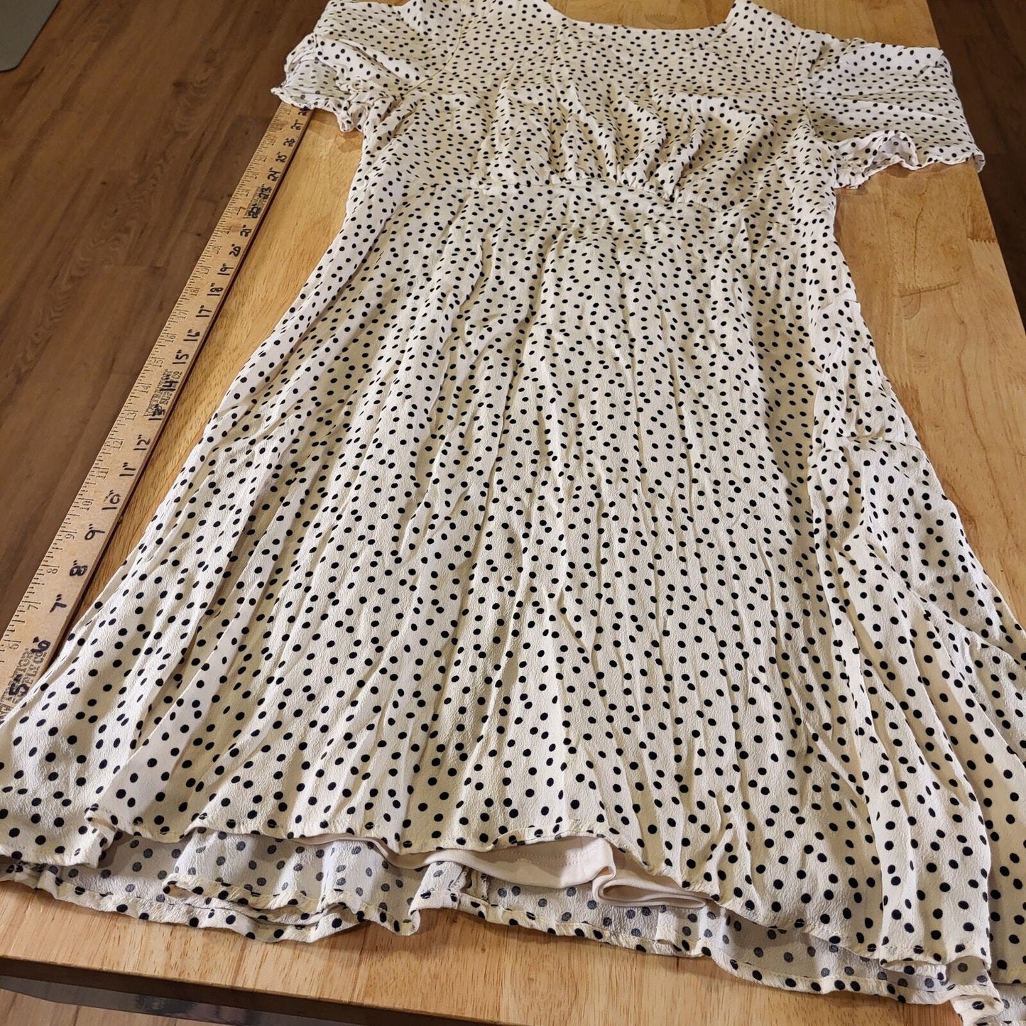 Flutter Sleeve Open Back Black & White Polka Dot Silk Rayon Blend XS 16" P2P
