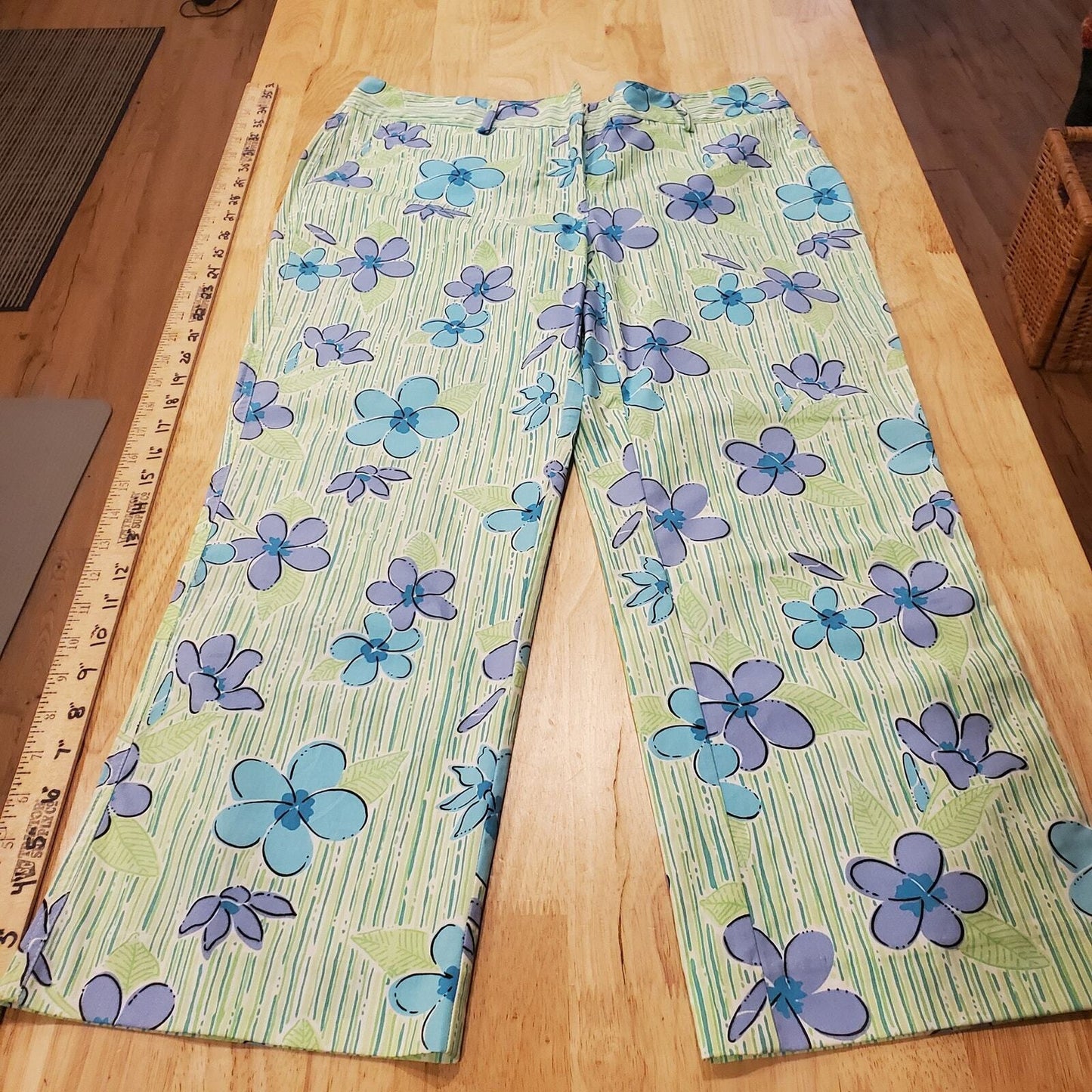 Lilly Pulitzer green striped flower pants