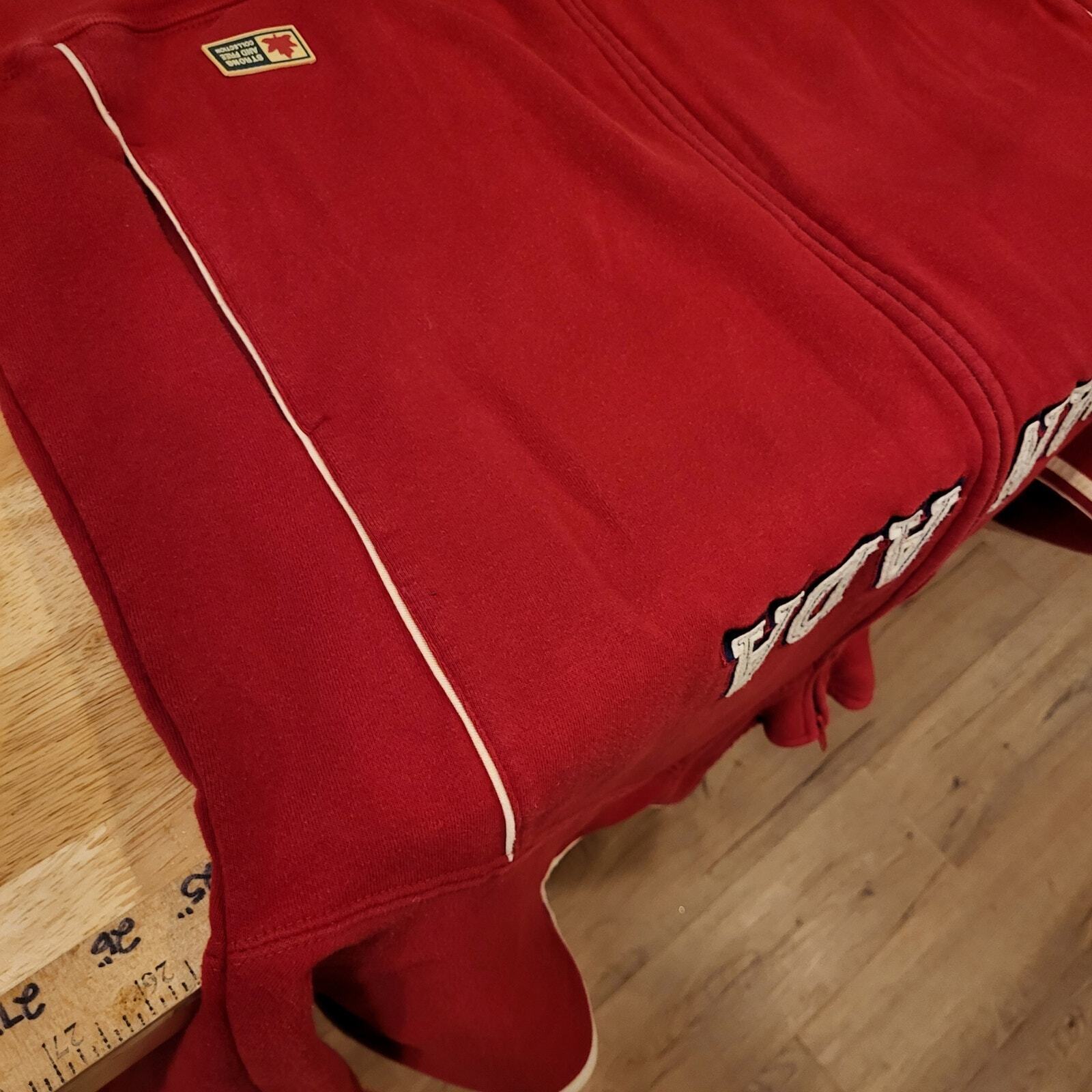 Red Strong and Free Full Zip Canada Sweatshirt Stripe Sleeves XL 25" P2P