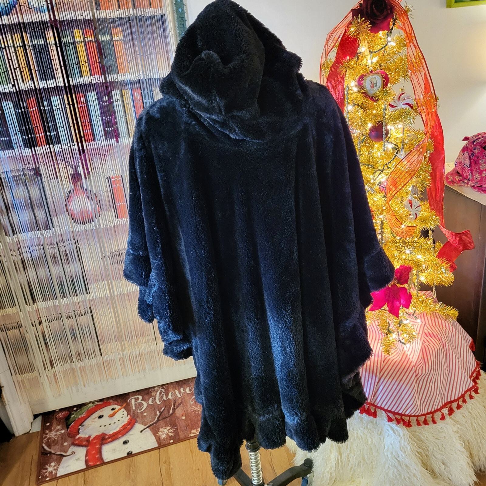 Black Faux Fur Soft Fussy Hooded Cape Formal Opera 