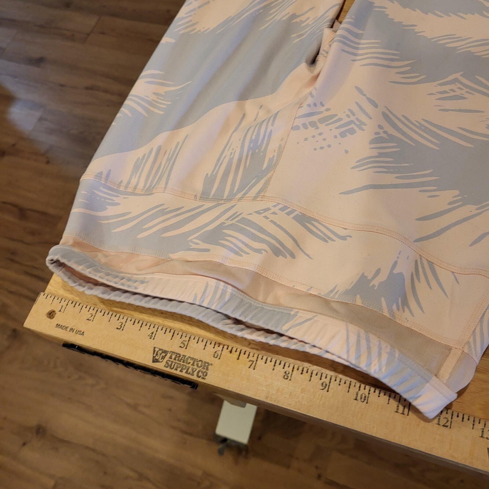 Fable tics Pink and blue abstract Cloud  leggings size small