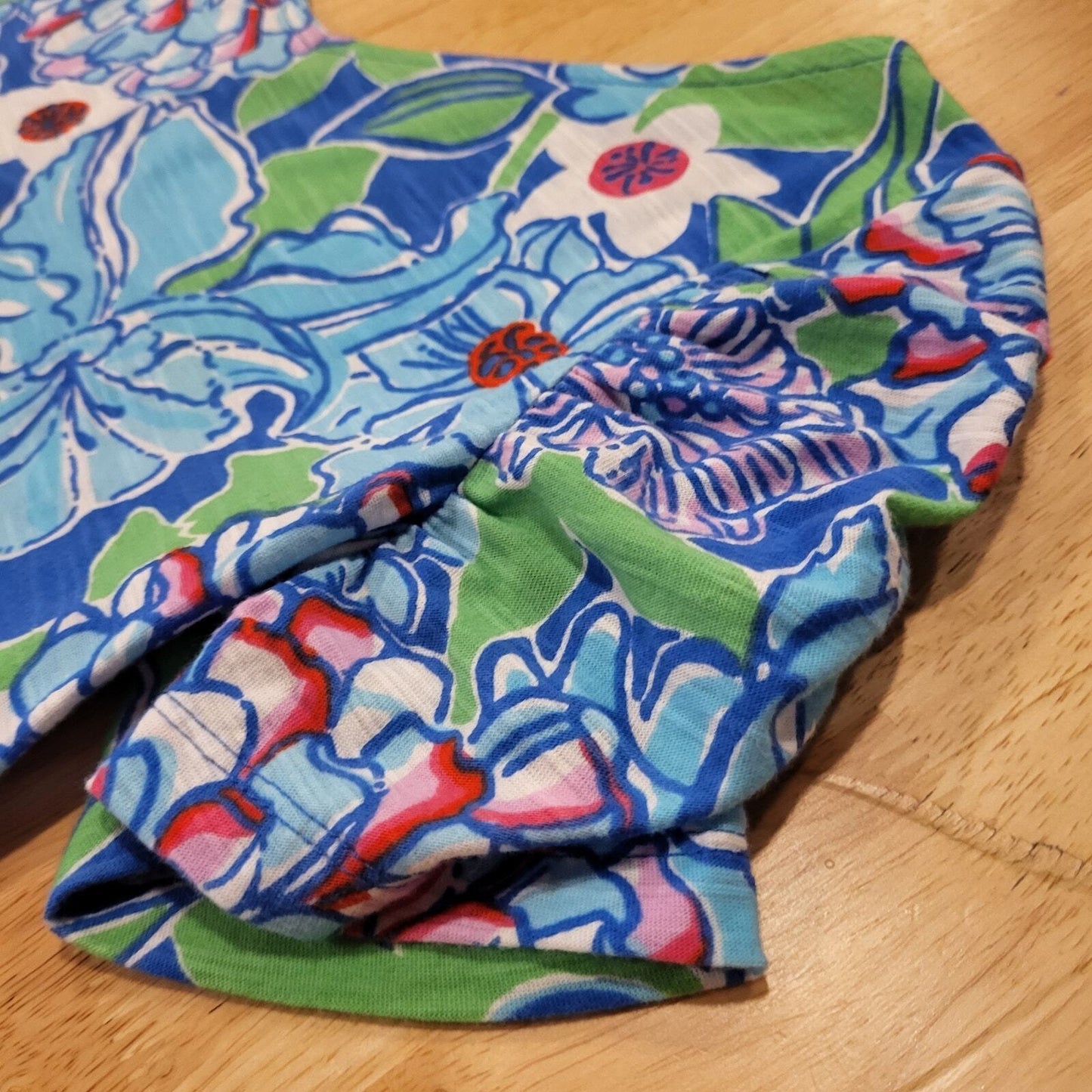 Lilly Pulitzer Blue & Green Short Sleeve V-Neck Gathered Sleeve T-shirt S