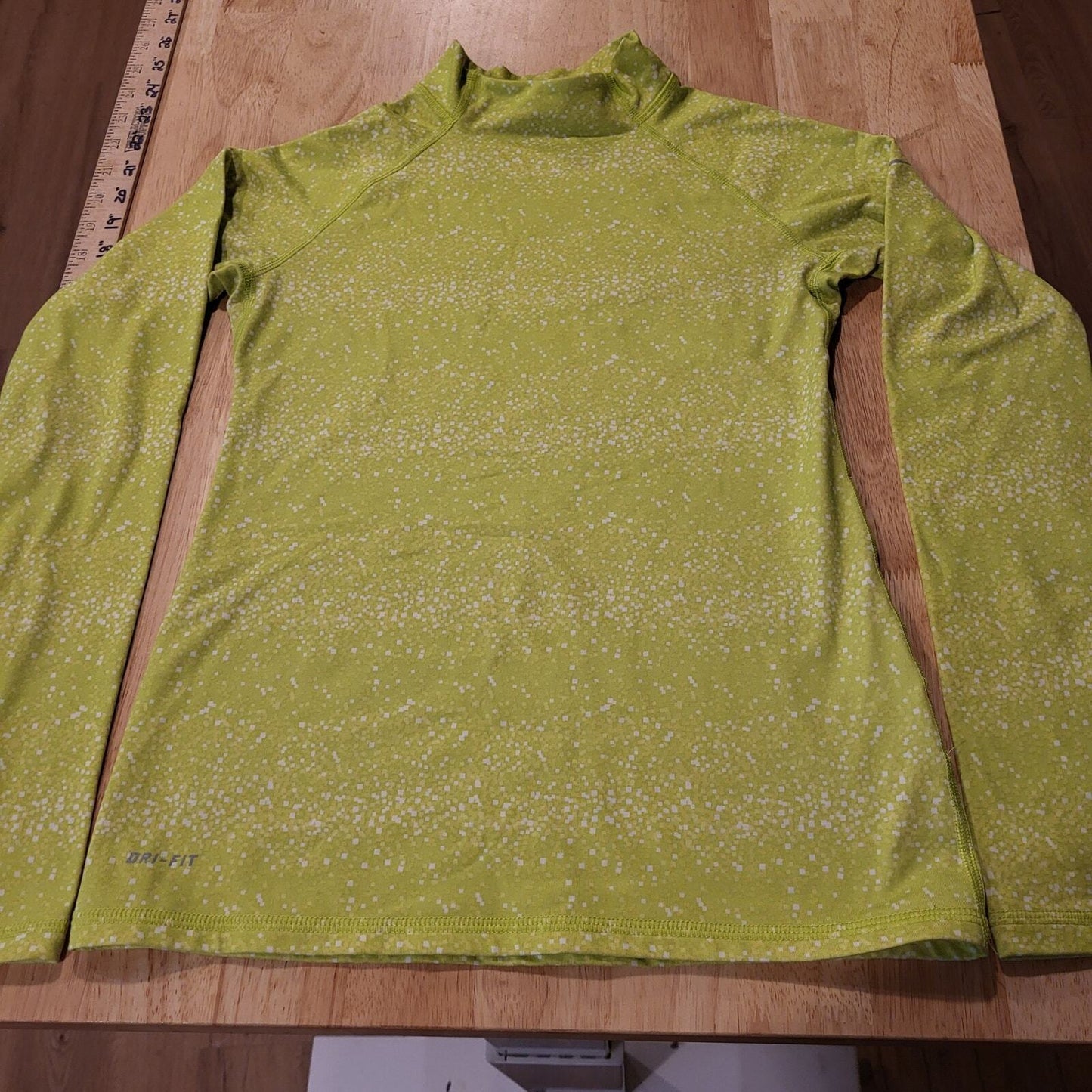 Nike Pro Dri-Fit Fitted Large Long Sleeve Green Mock Turtle Athletic Shirt Thumb