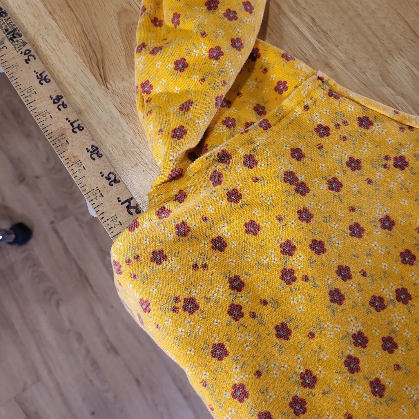 Colsie Yellow Cropped Fleece Floral Long Sleeve Sweatshirt Size Small