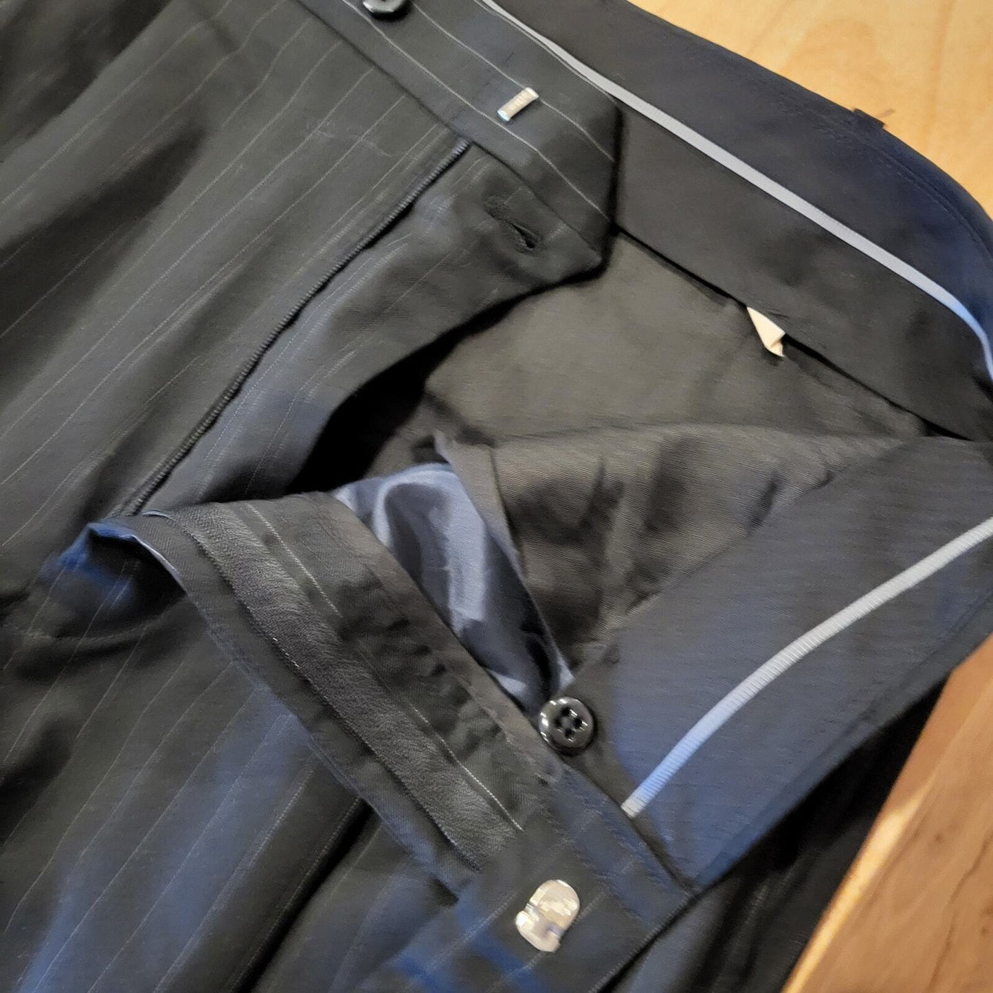 Andrew Fezza Fusion Men's Suit Coat & Pants 34" Waist 20" P2P Pinstripe pleated
