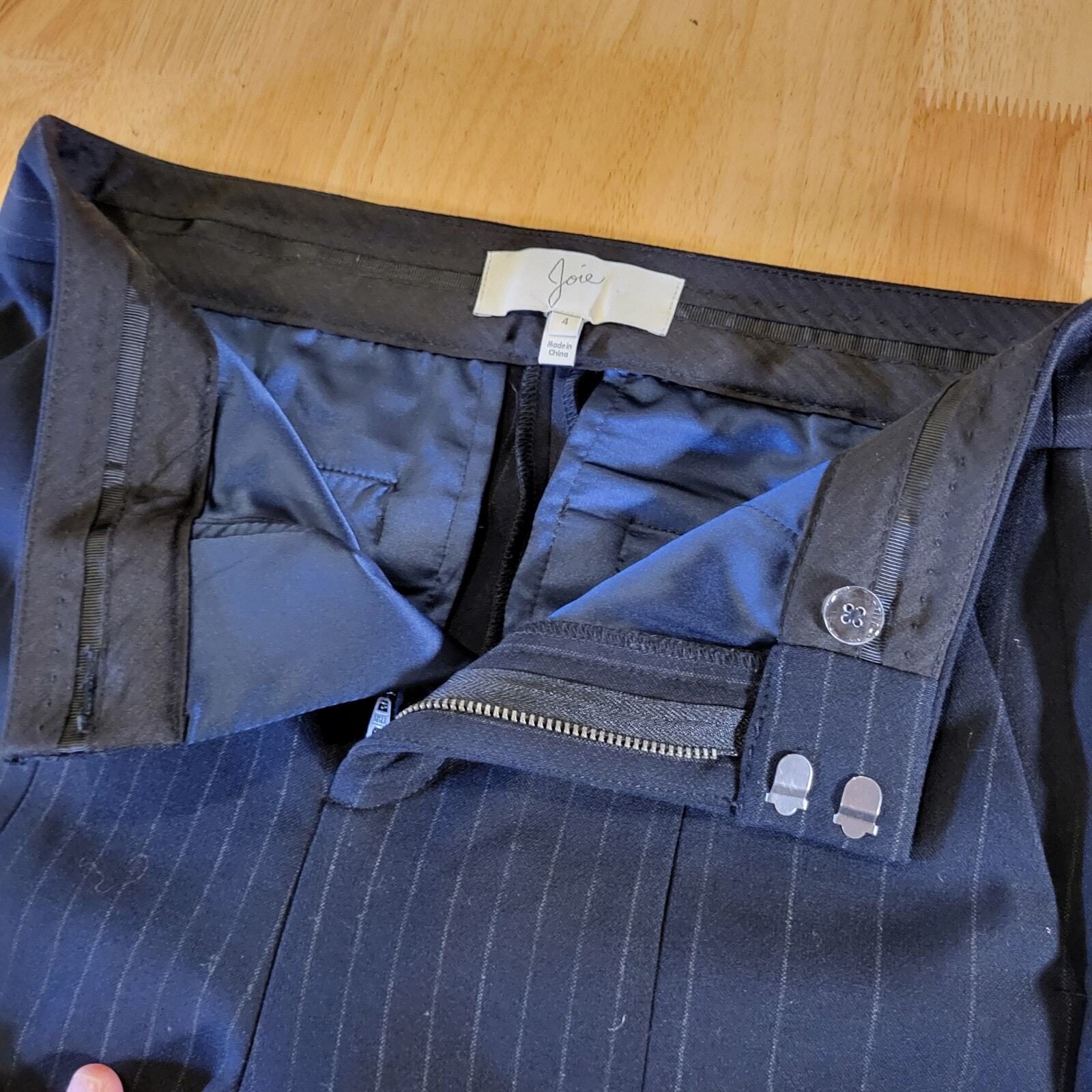 Joie Blue Pinstripe Straight Leg Flat Front 26" inseam 14" Rise size 4