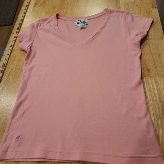 Lilly Pulitzer pink v-neck 100% cotton Jersey t-shirt small