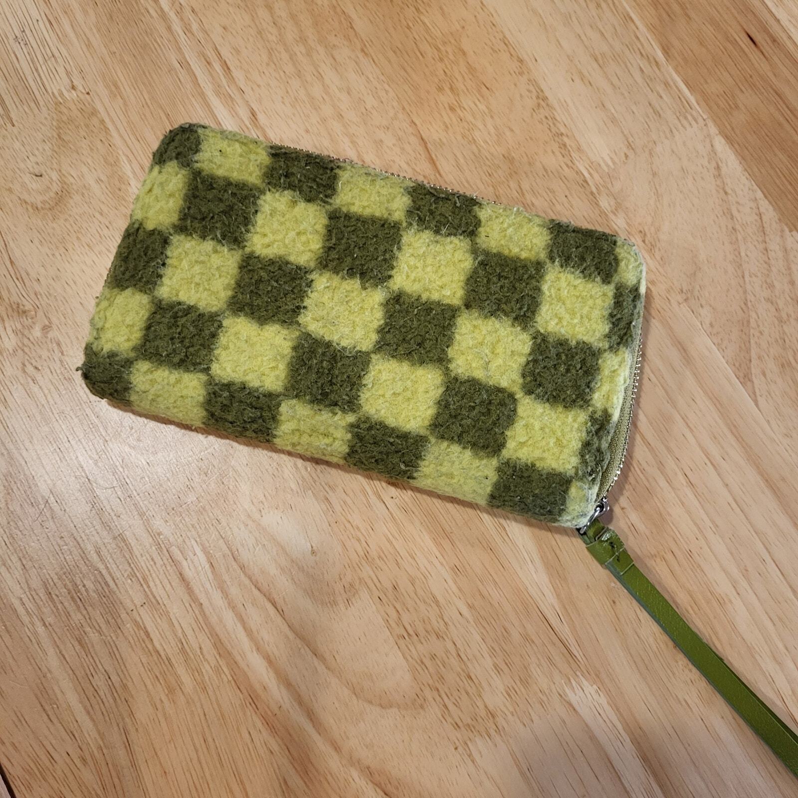 Green Check Faux Fur Wallet Clutch Wrist Strap 8"x4"