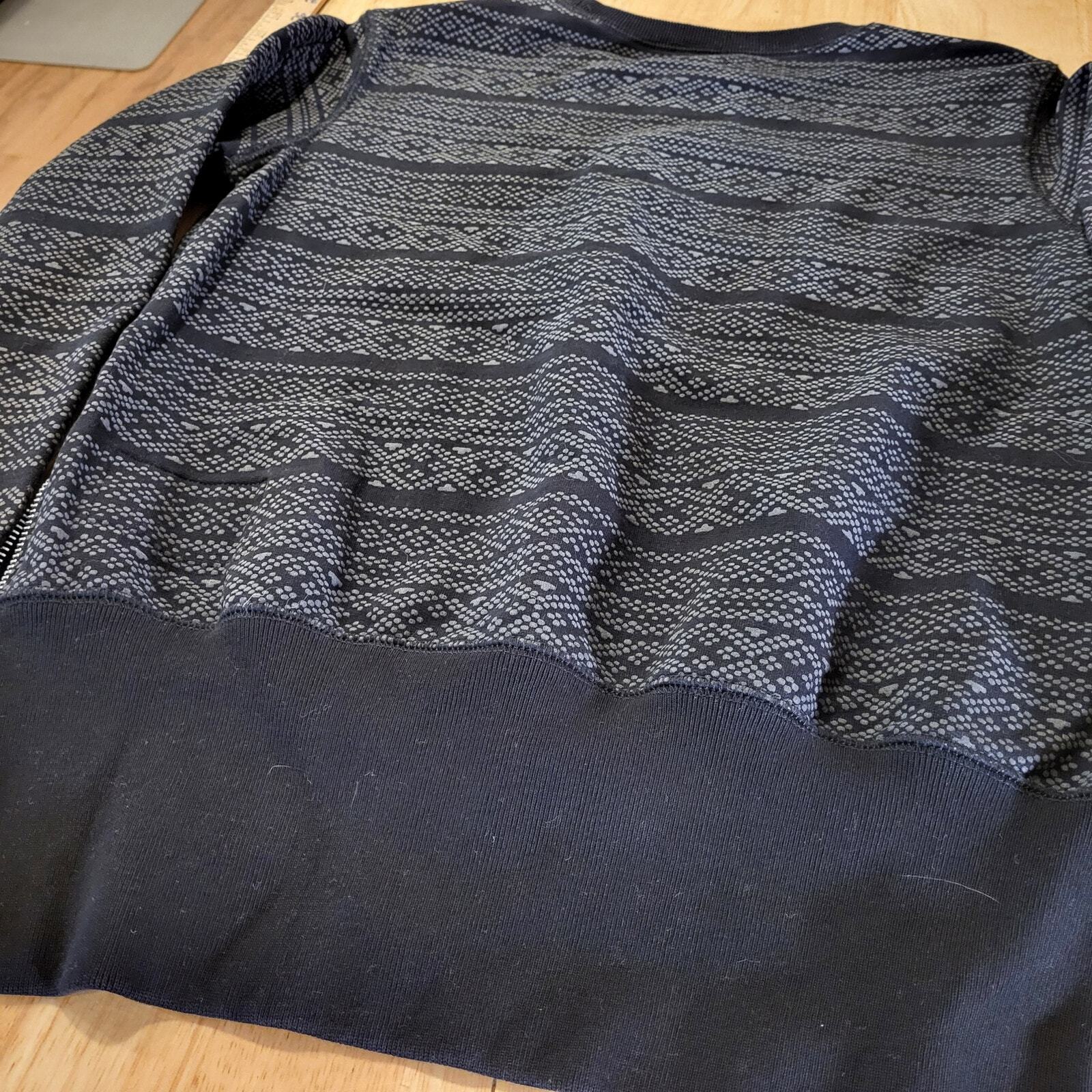 KK International Perú Sweatshirt Zipper Detail Medium Black Screen Printed 